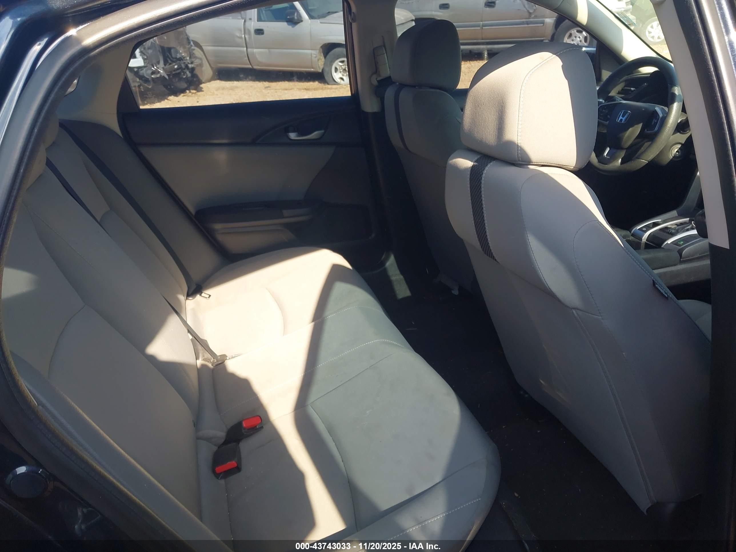 HONDA CIVIC image 8