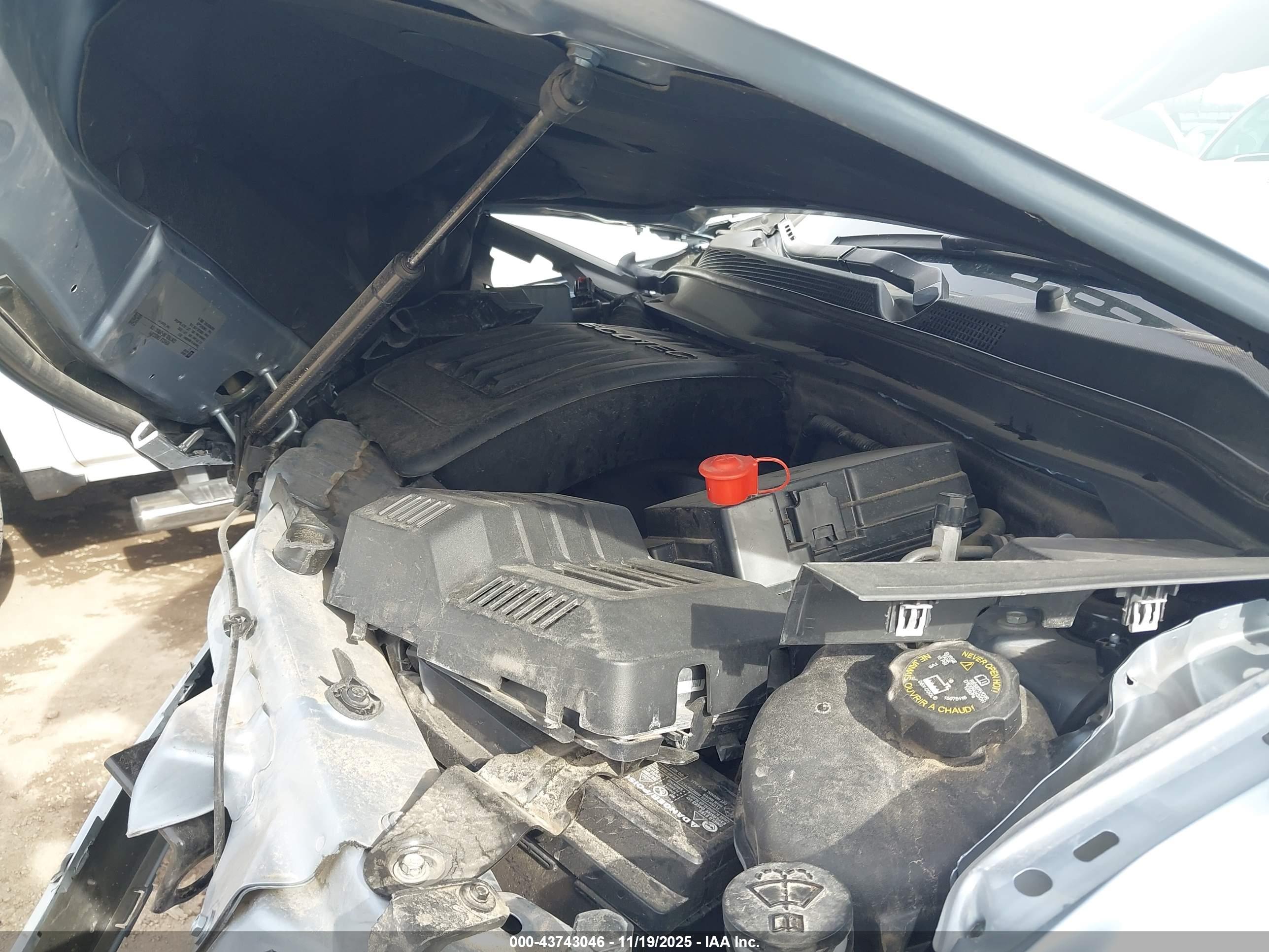 CHEVROLET EQUINOX image 10