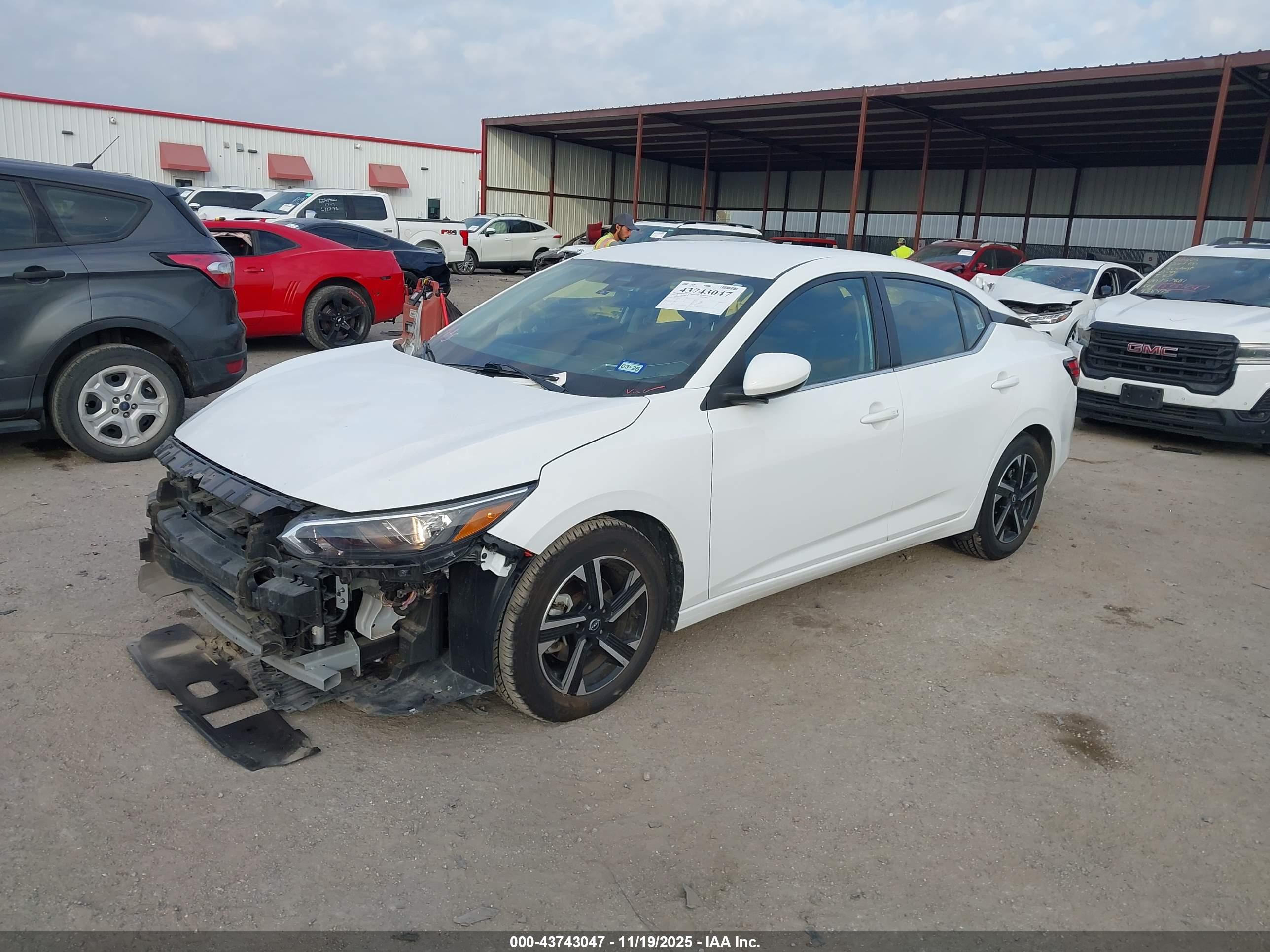 NISSAN SENTRA image 2