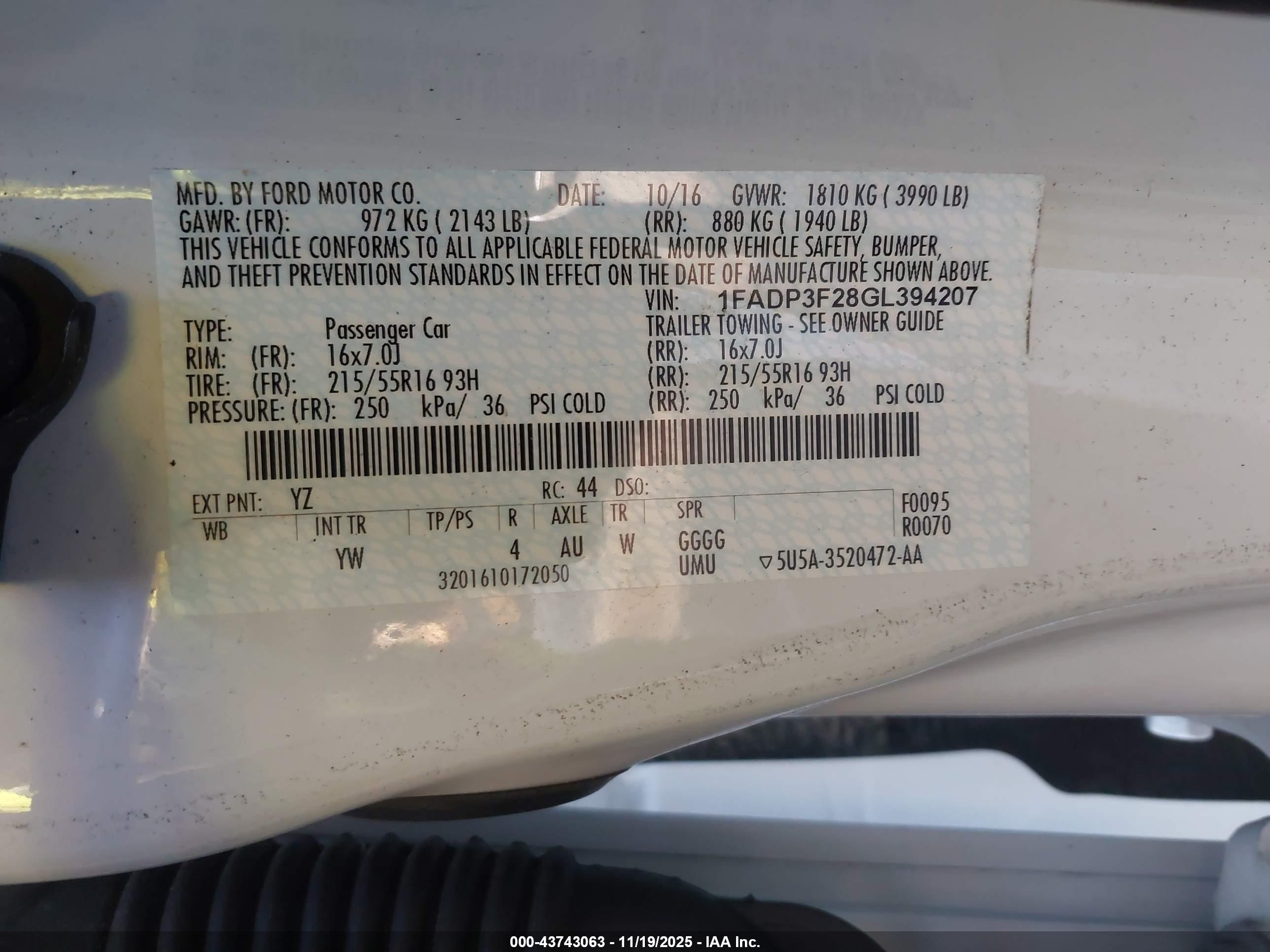 FORD FOCUS image 9