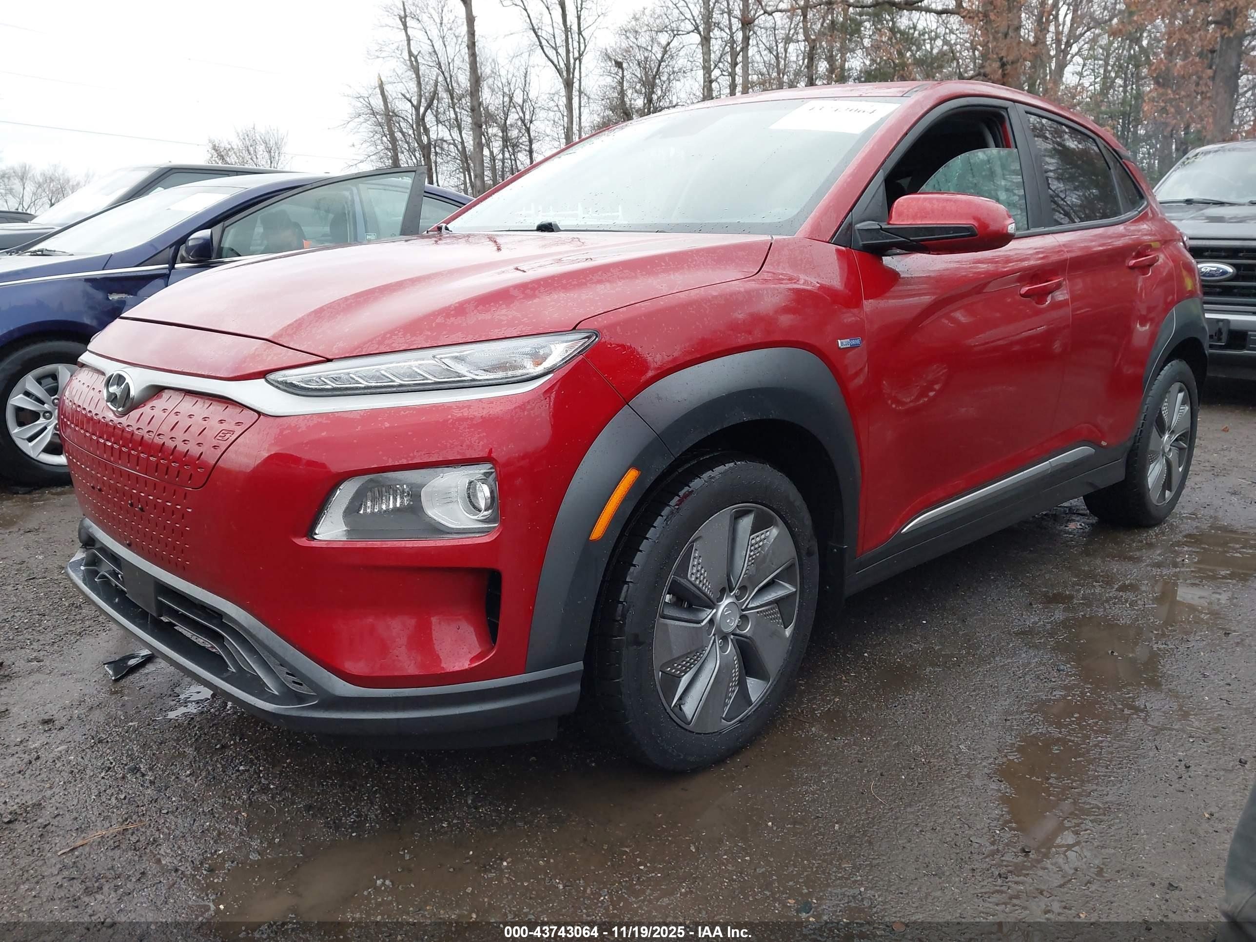 HYUNDAI KONA image 2