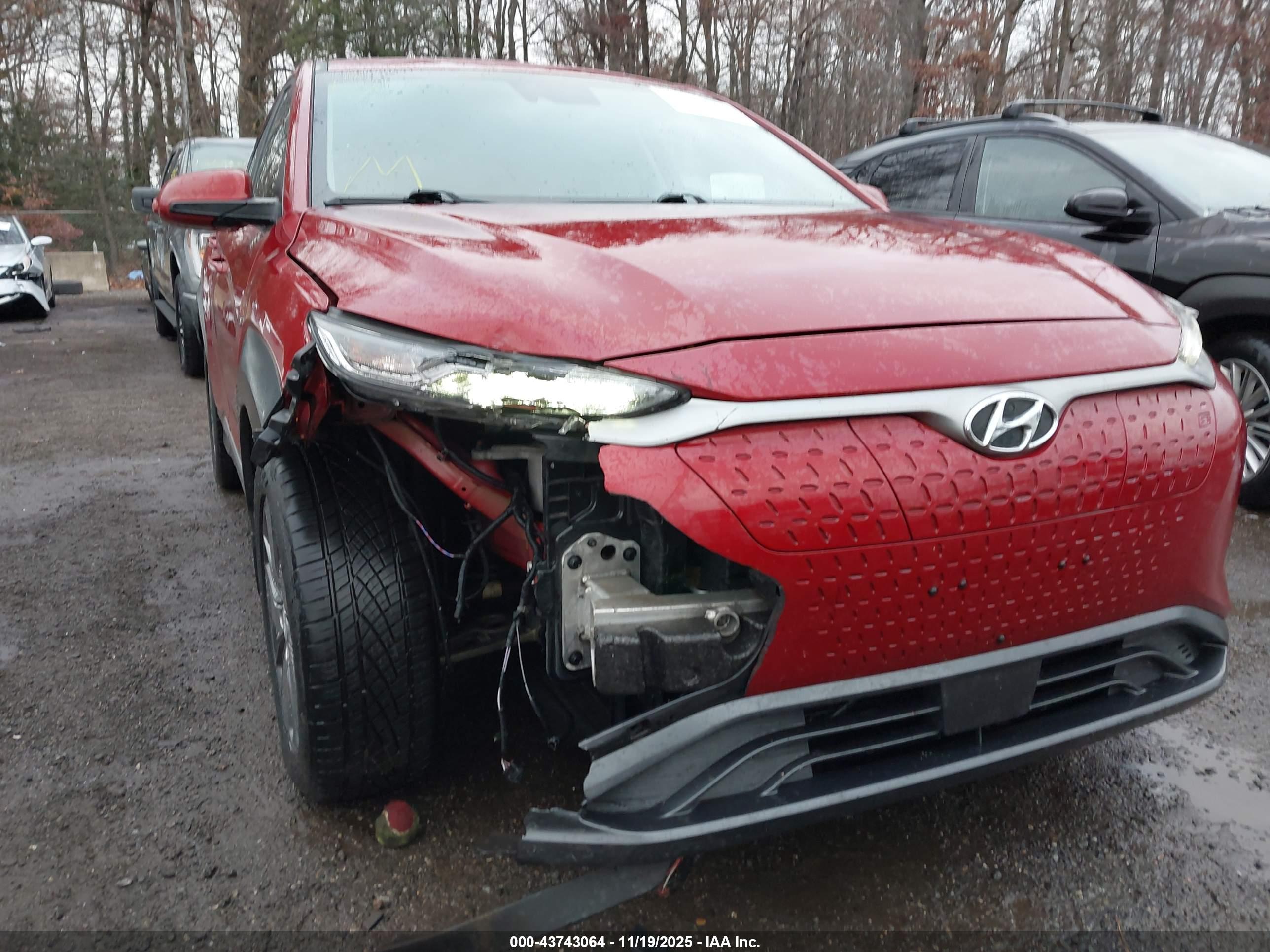 HYUNDAI KONA image 6