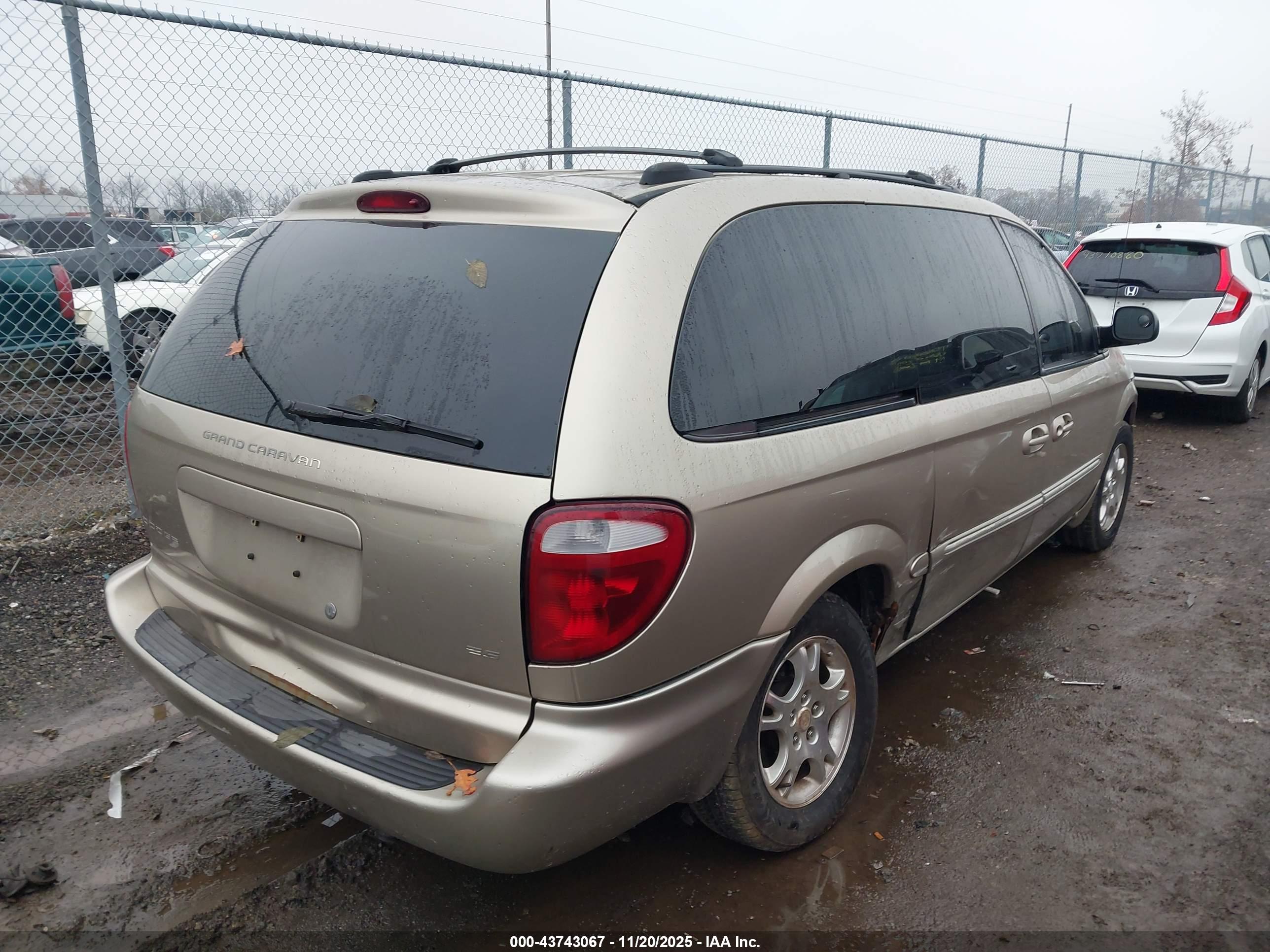 DODGE GRAND image 4