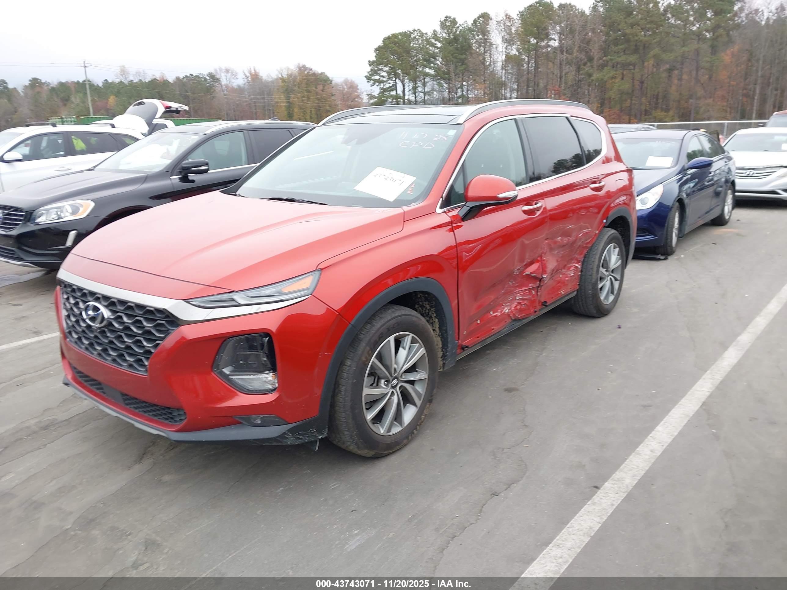 HYUNDAI SANTA image 2