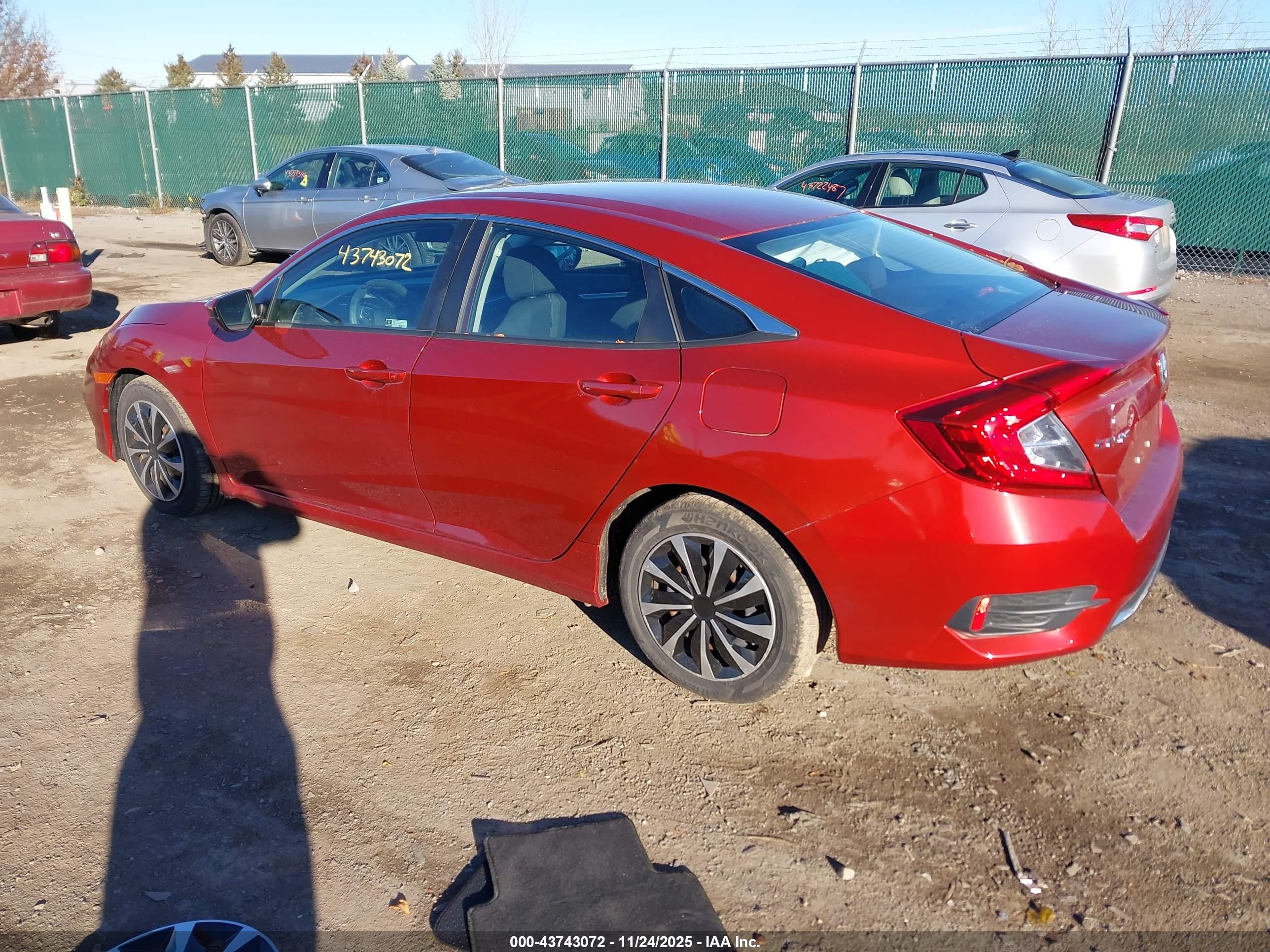 HONDA CIVIC image 3
