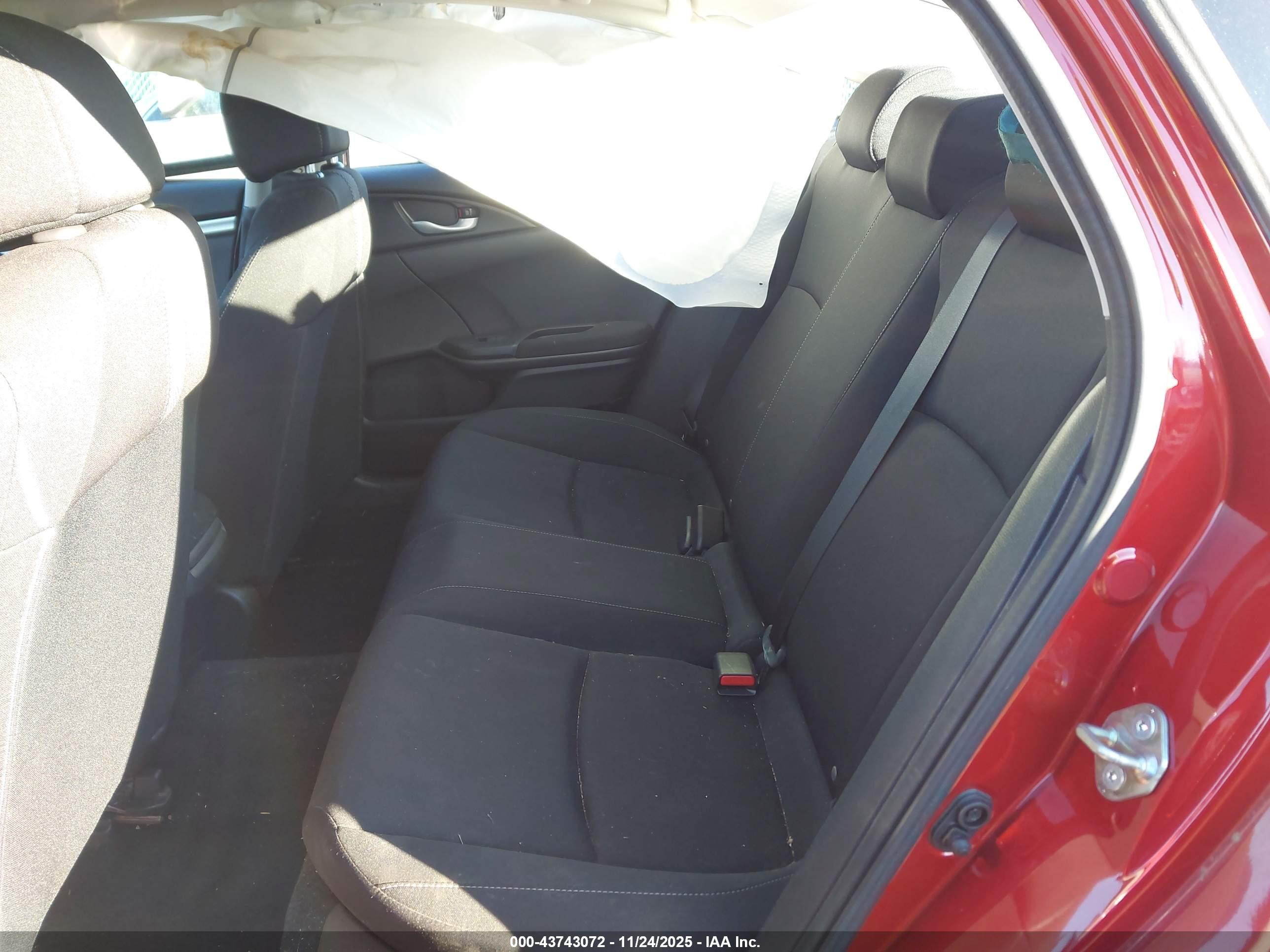 HONDA CIVIC image 8