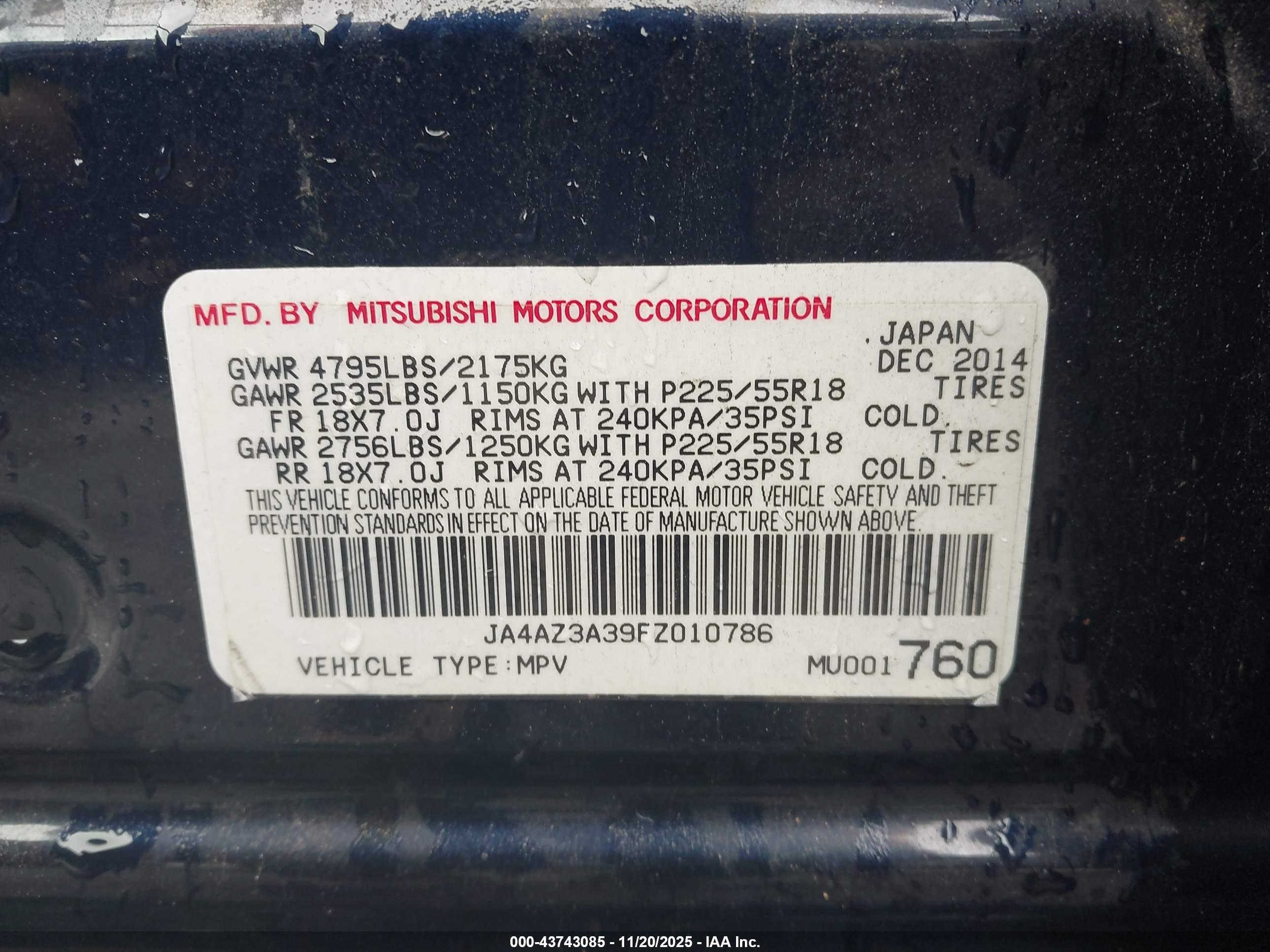 MITSUBISHI OUTLANDER image 9
