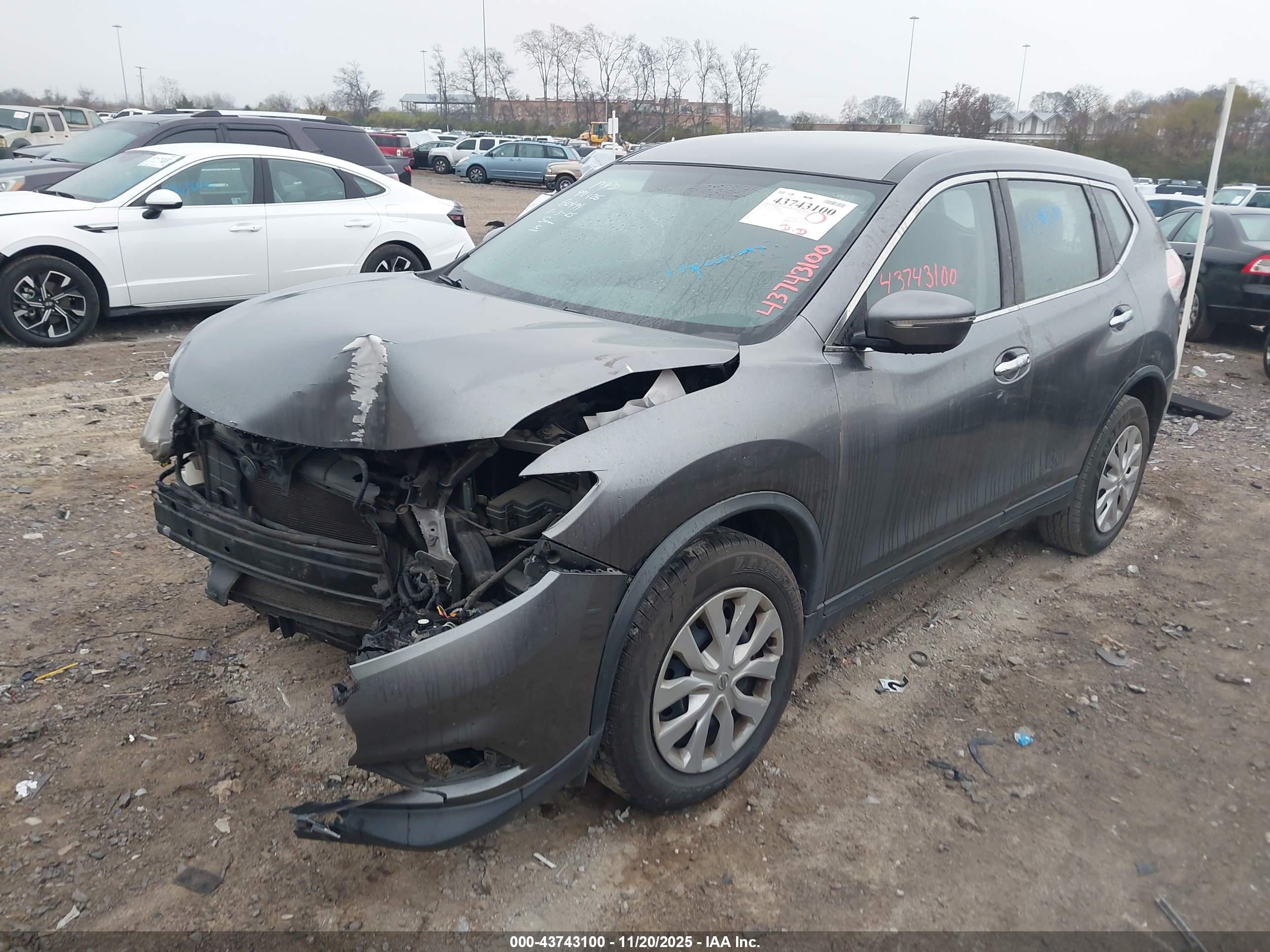 NISSAN ROGUE image 2