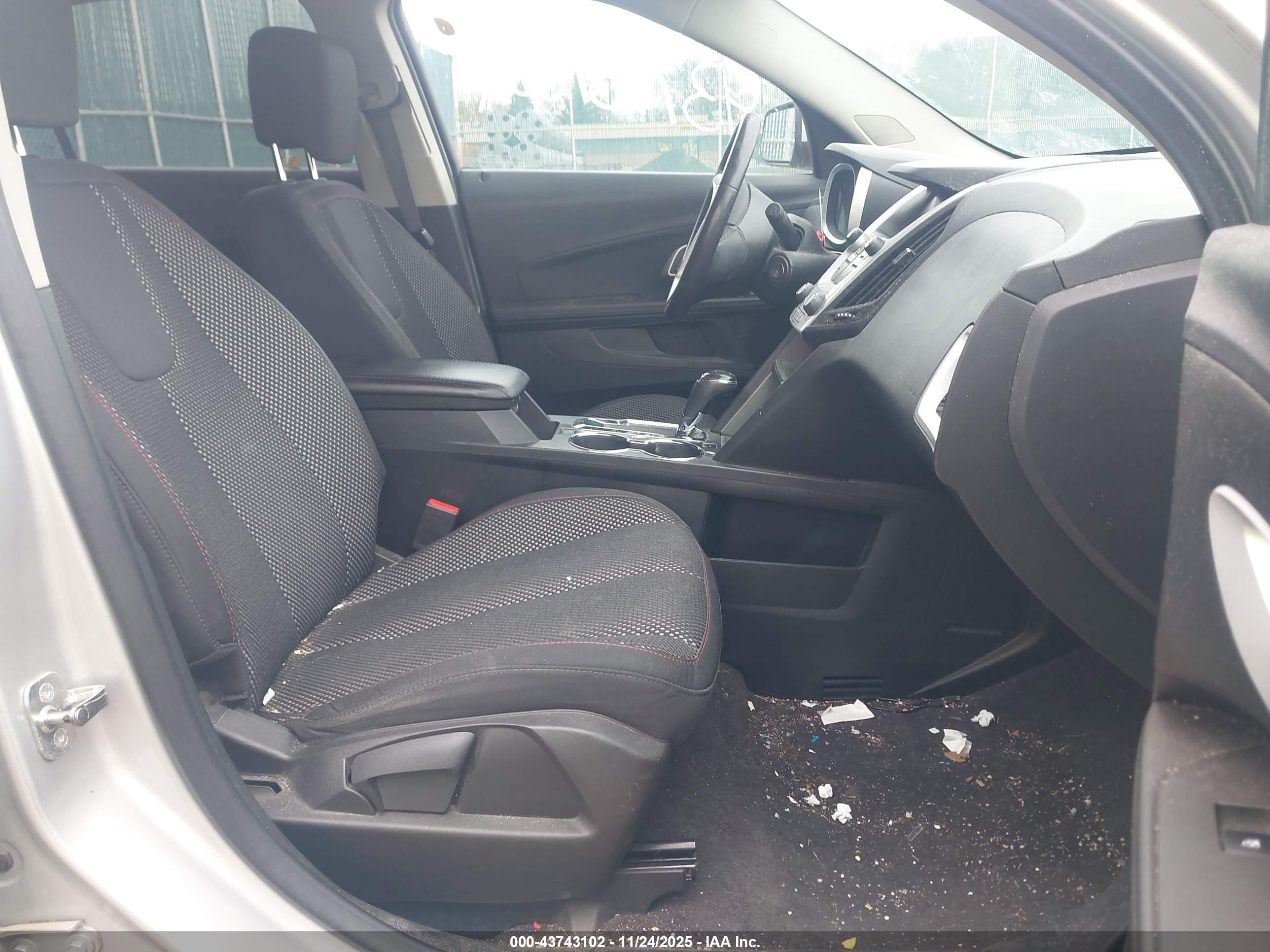 CHEVROLET EQUINOX image 5