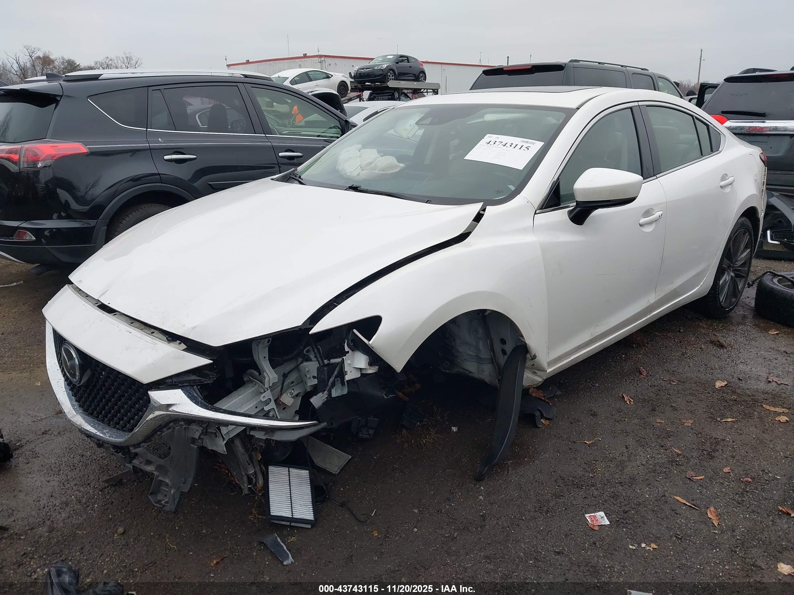 MAZDA MAZDA6 image 2