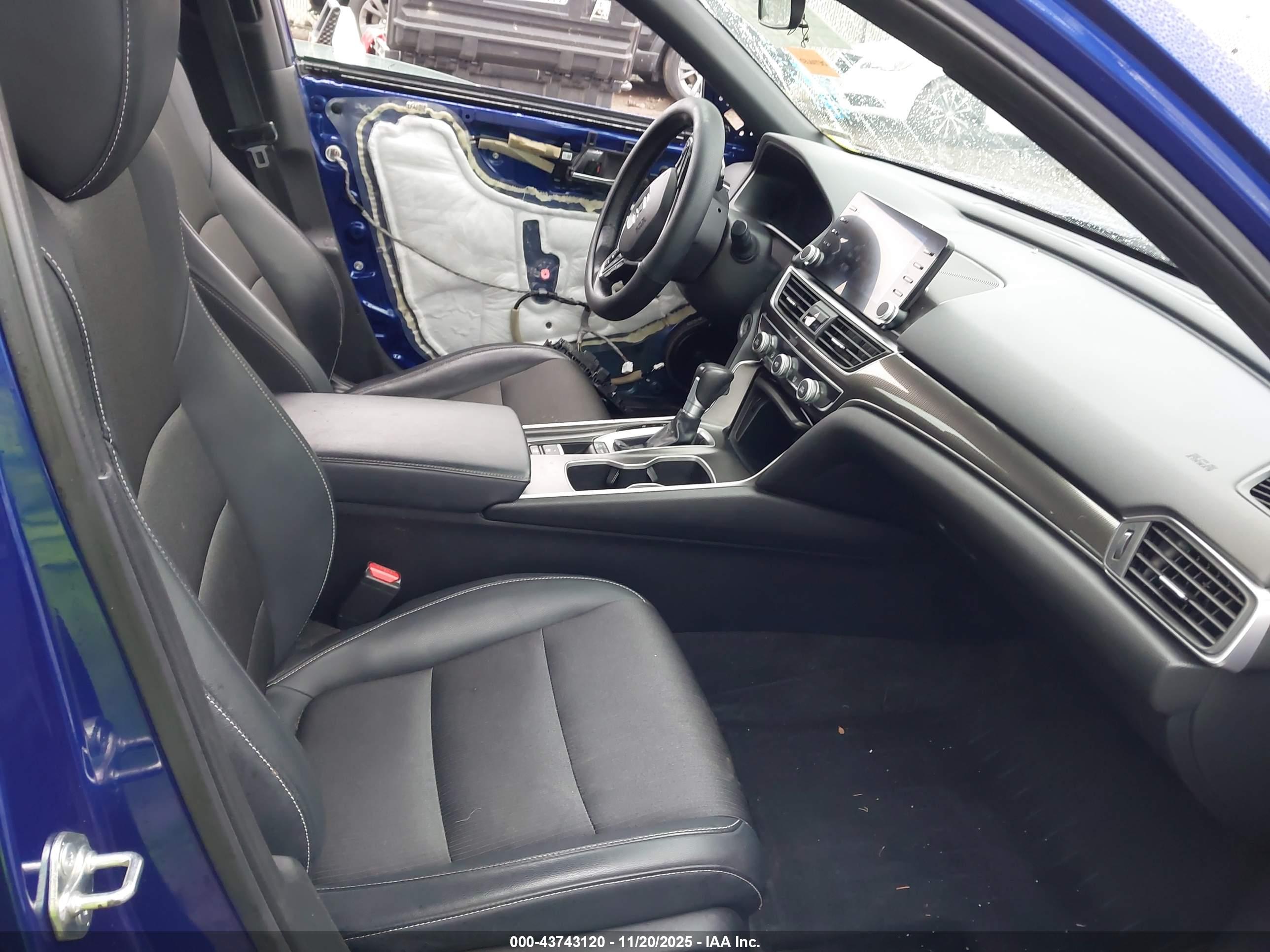 HONDA ACCORD image 5