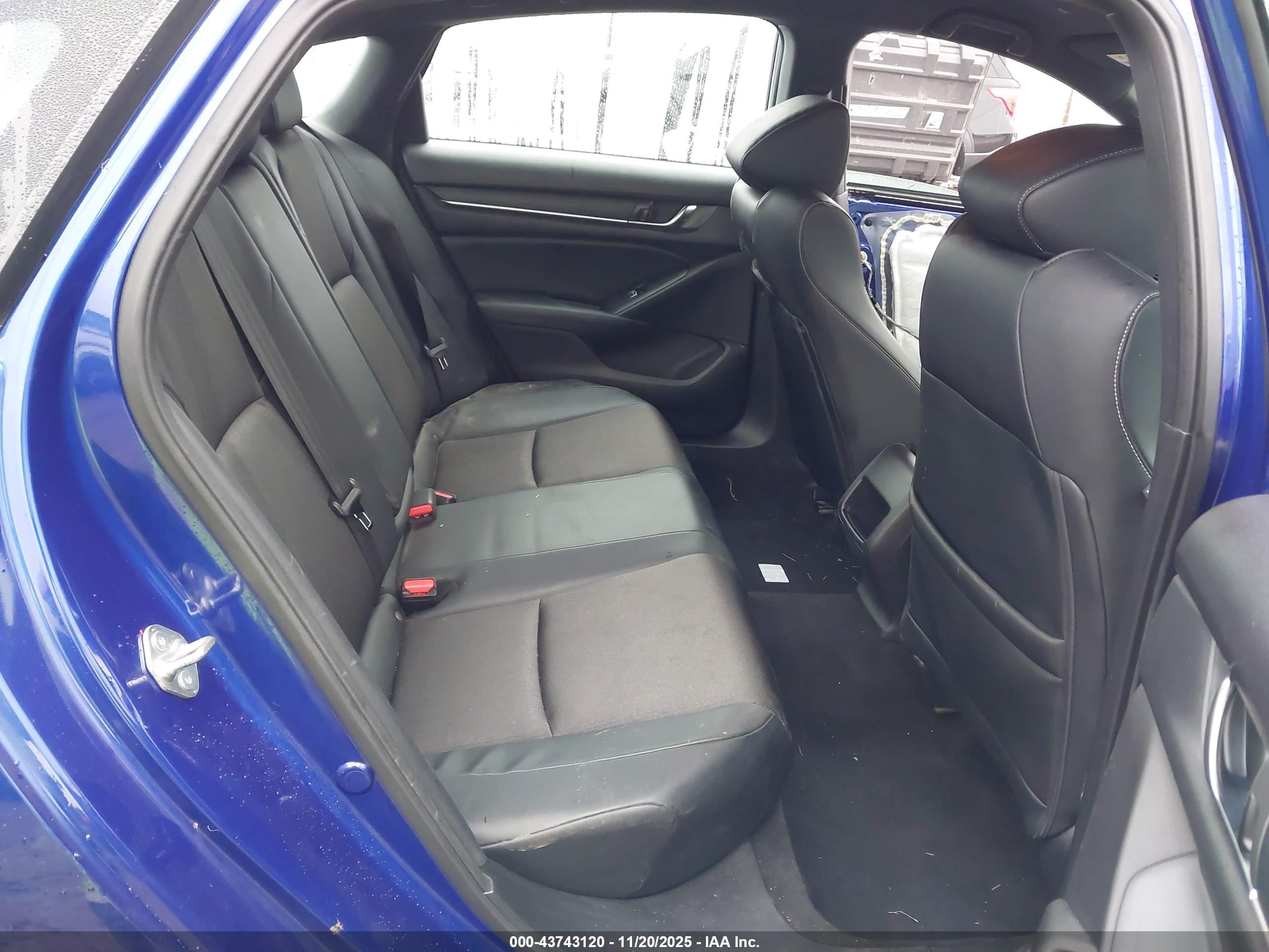 HONDA ACCORD image 8