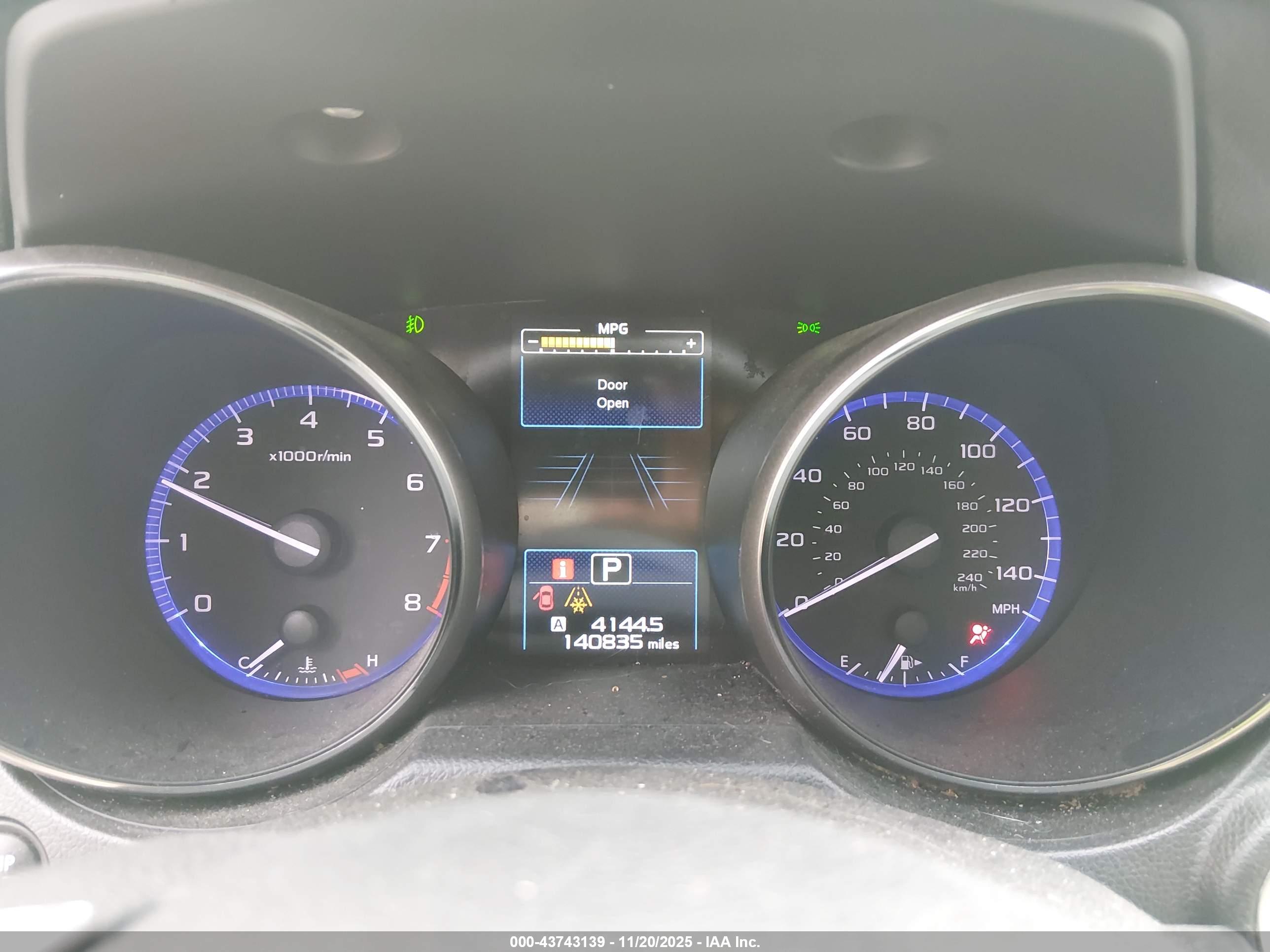 SUBARU OUTBACK image 7