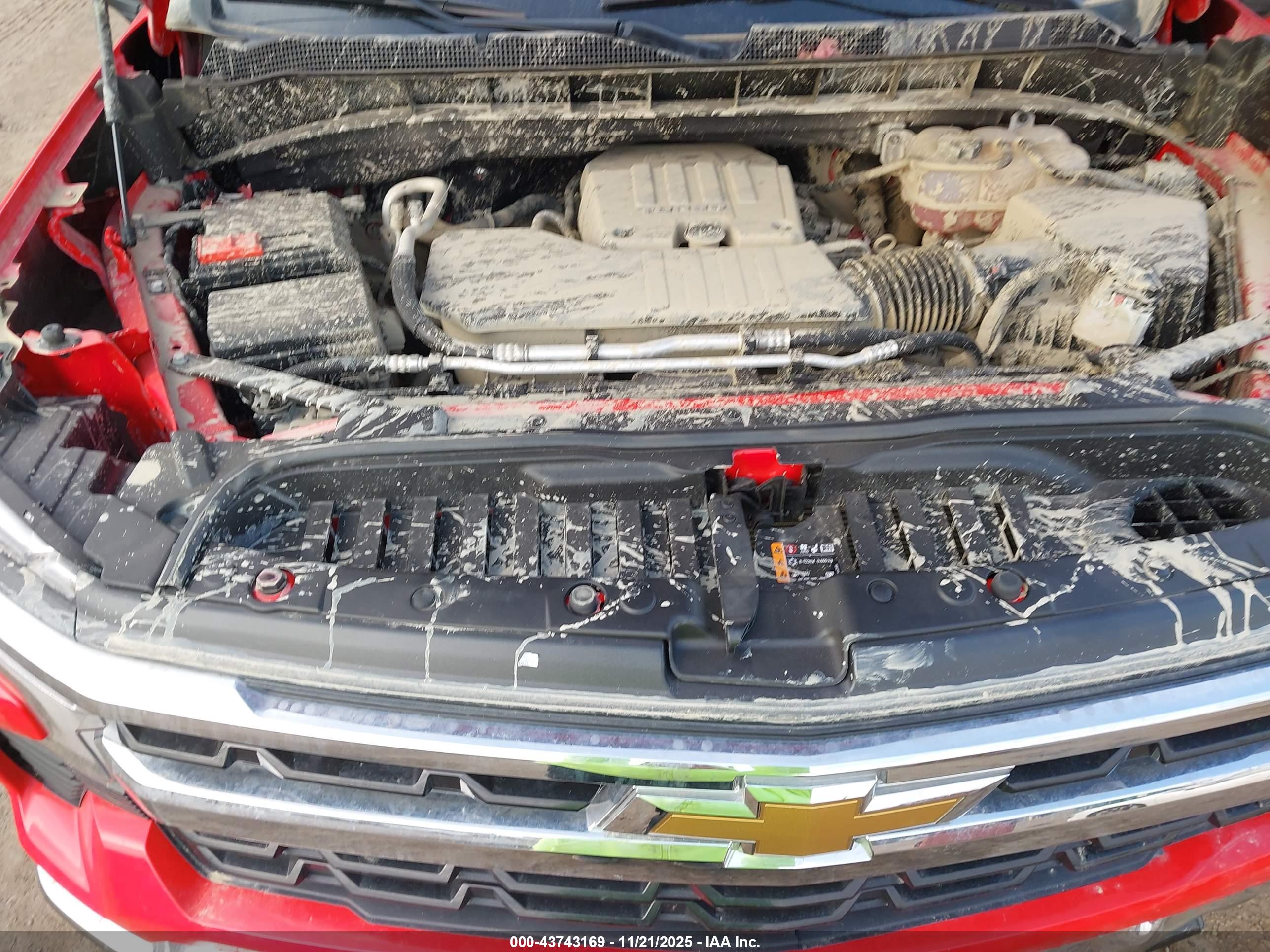 CHEVROLET SILVERADO image 10