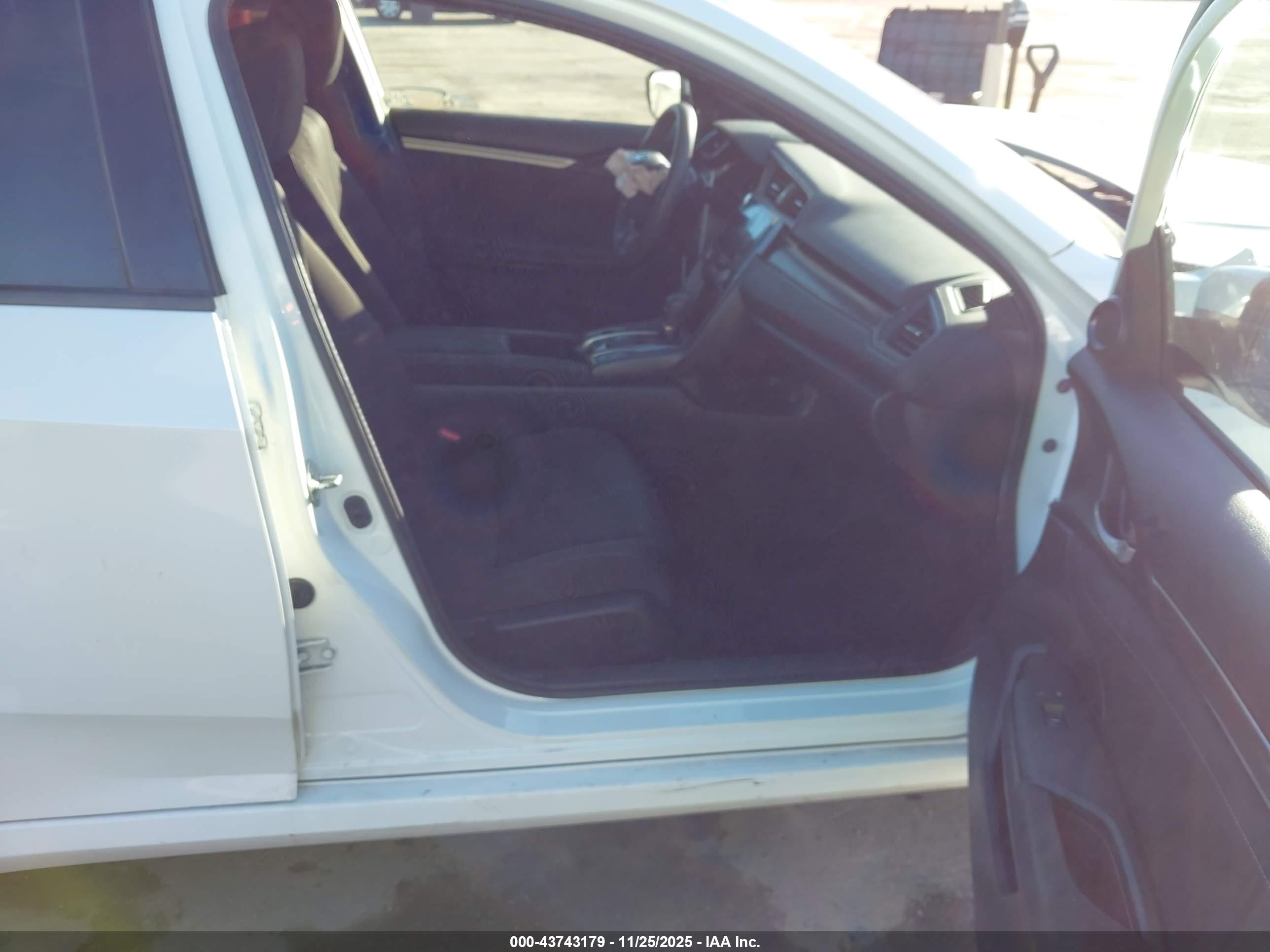 HONDA CIVIC image 5