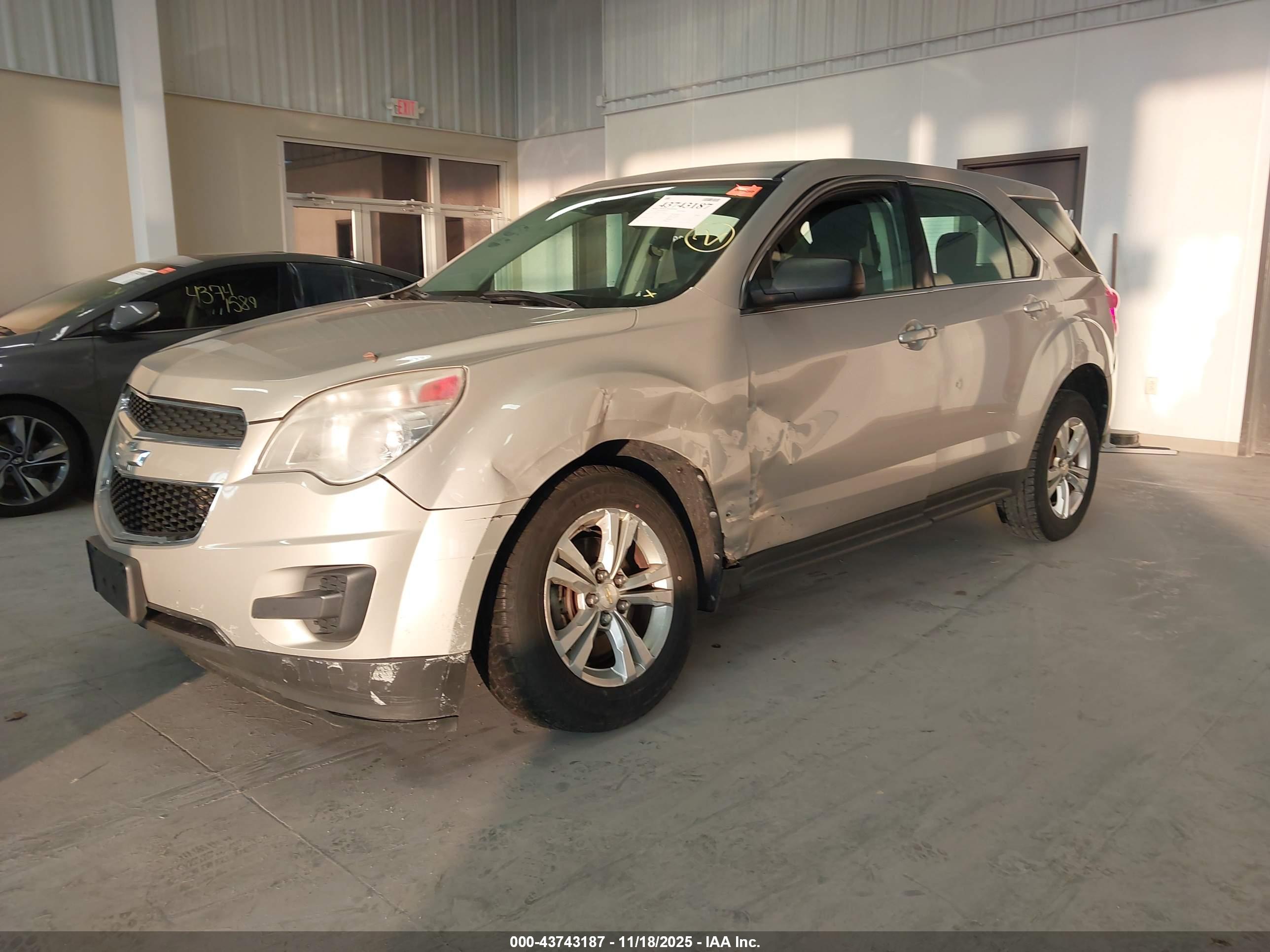 CHEVROLET EQUINOX image 2