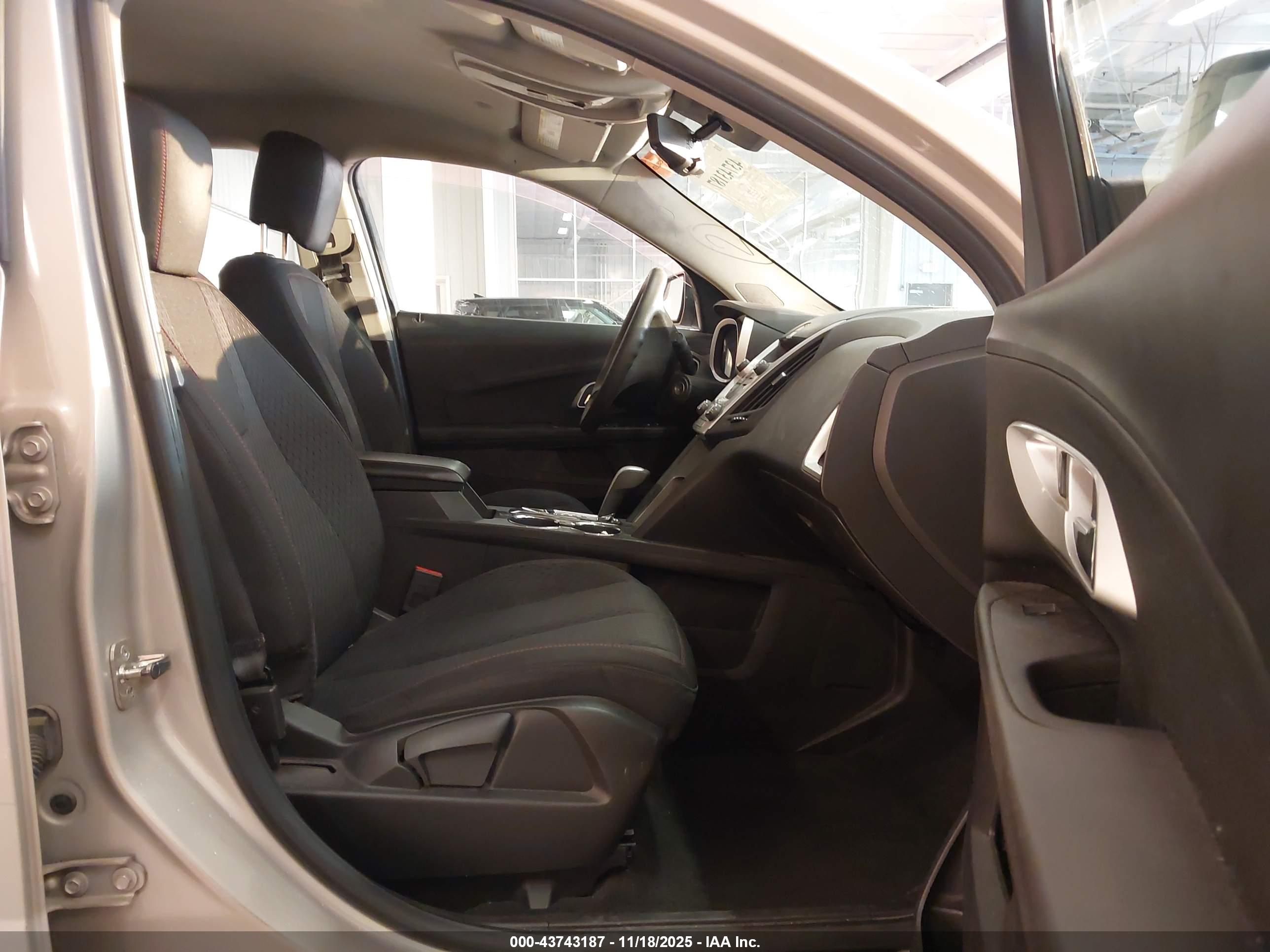 CHEVROLET EQUINOX image 5