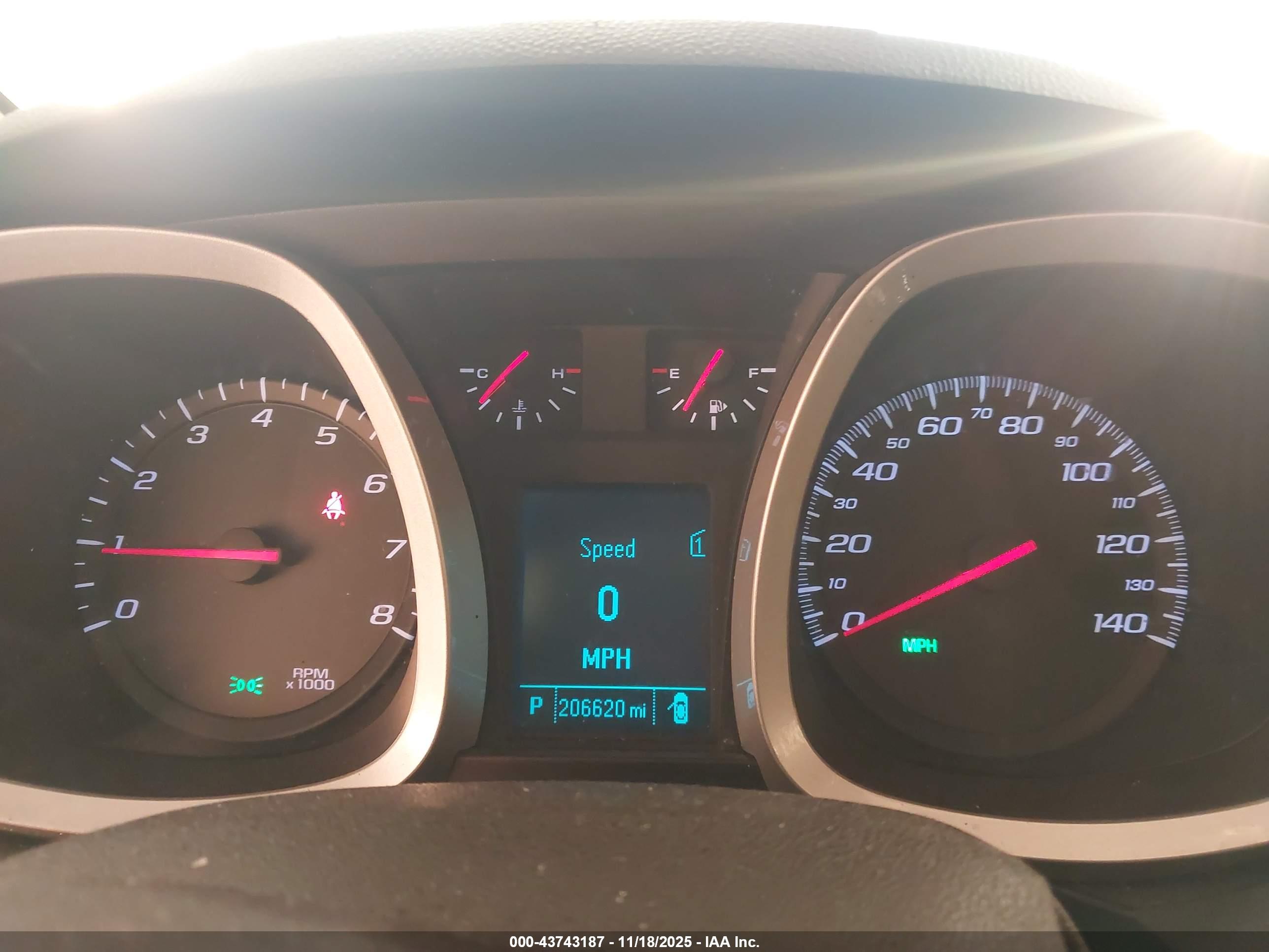 CHEVROLET EQUINOX image 7