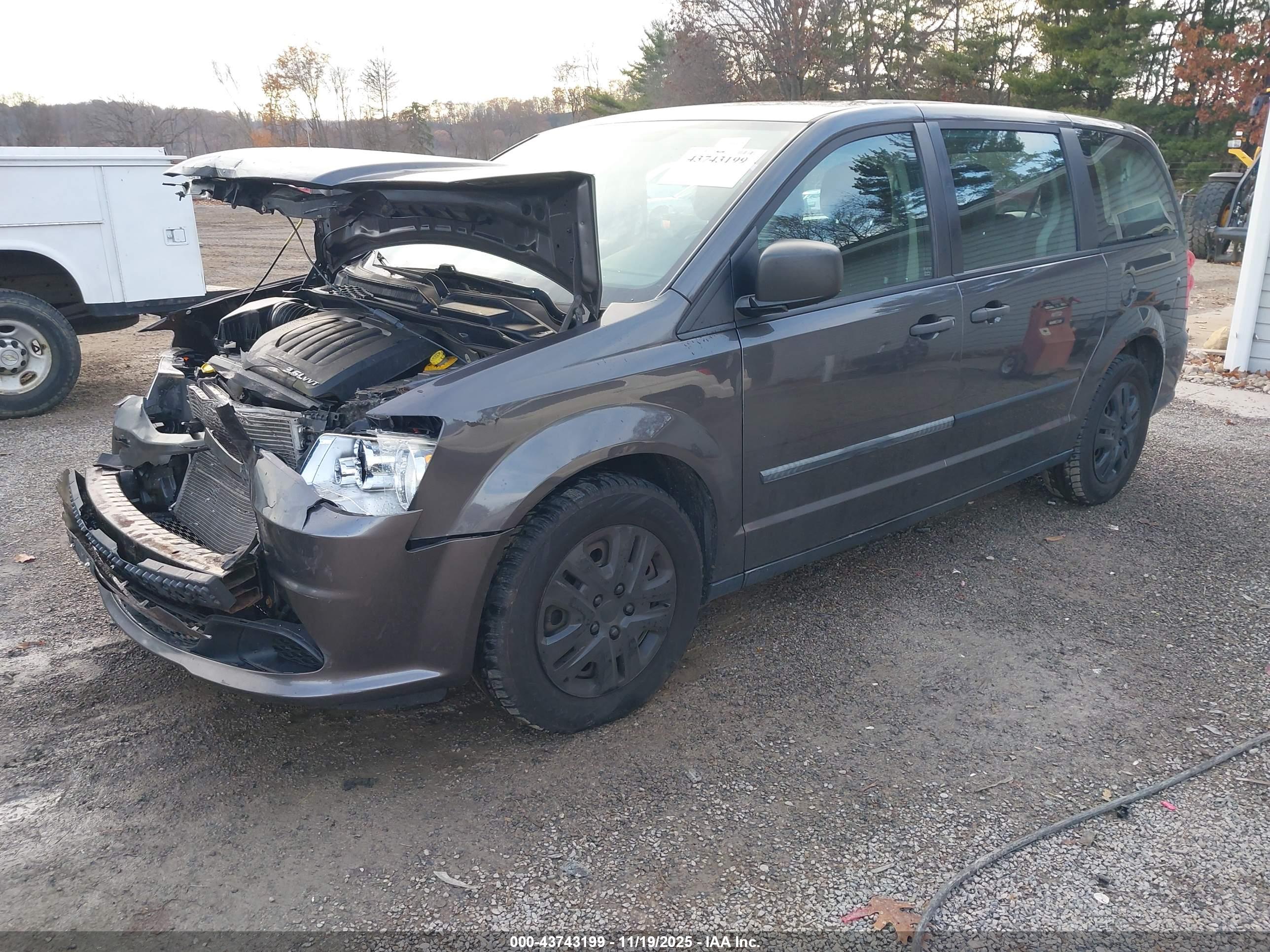 DODGE GRAND image 2