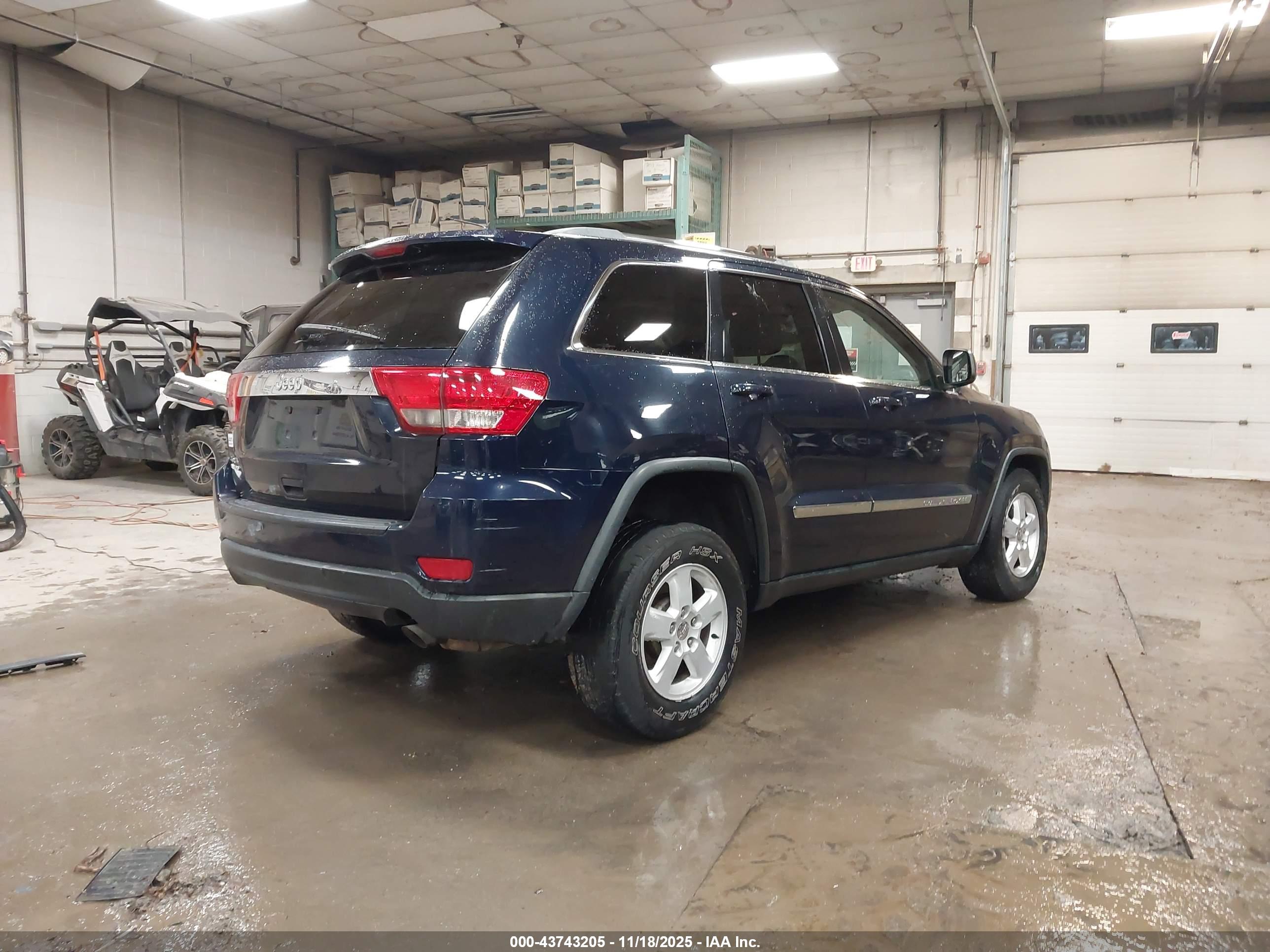 JEEP GRAND image 4
