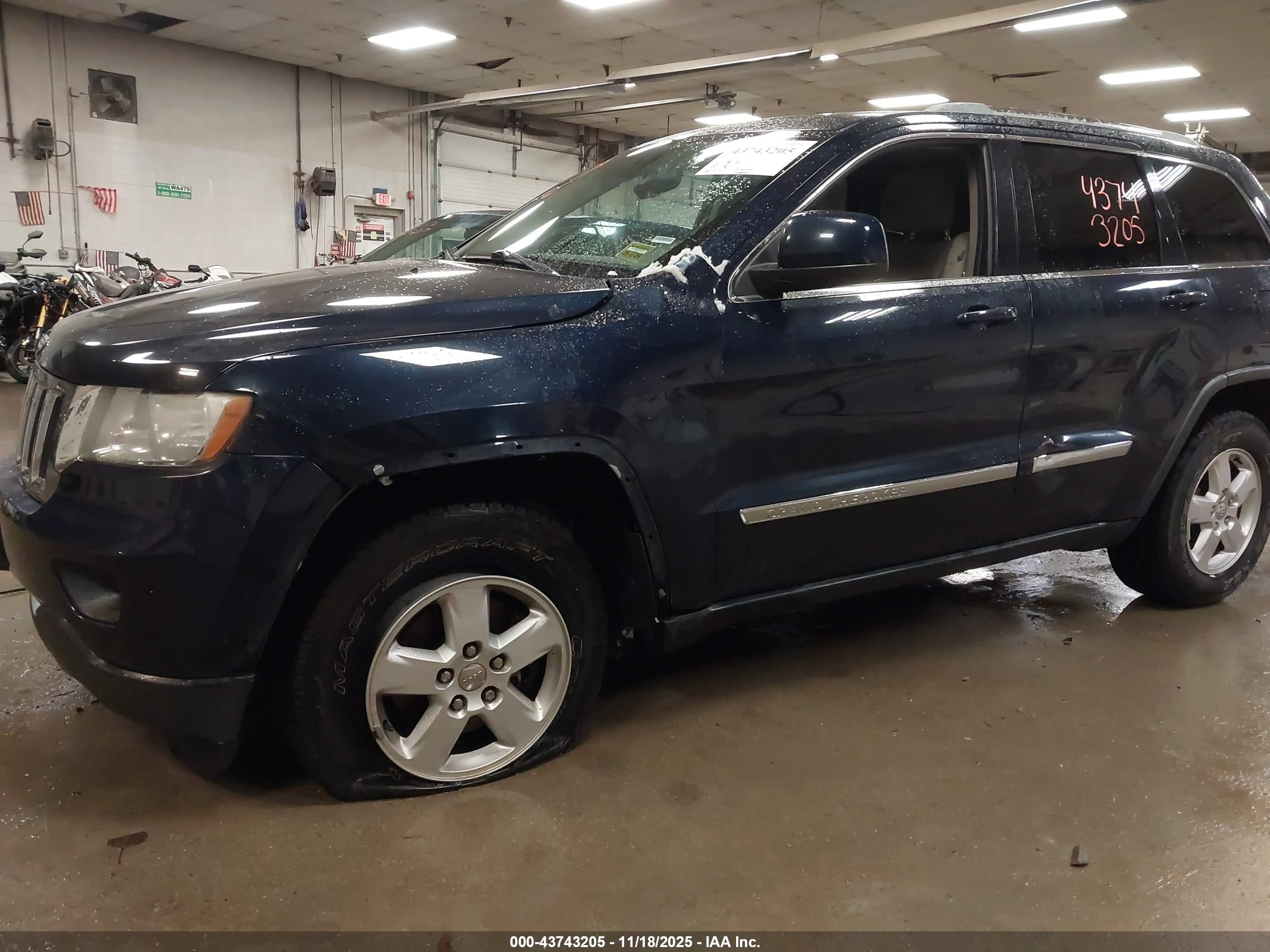 JEEP GRAND image 6