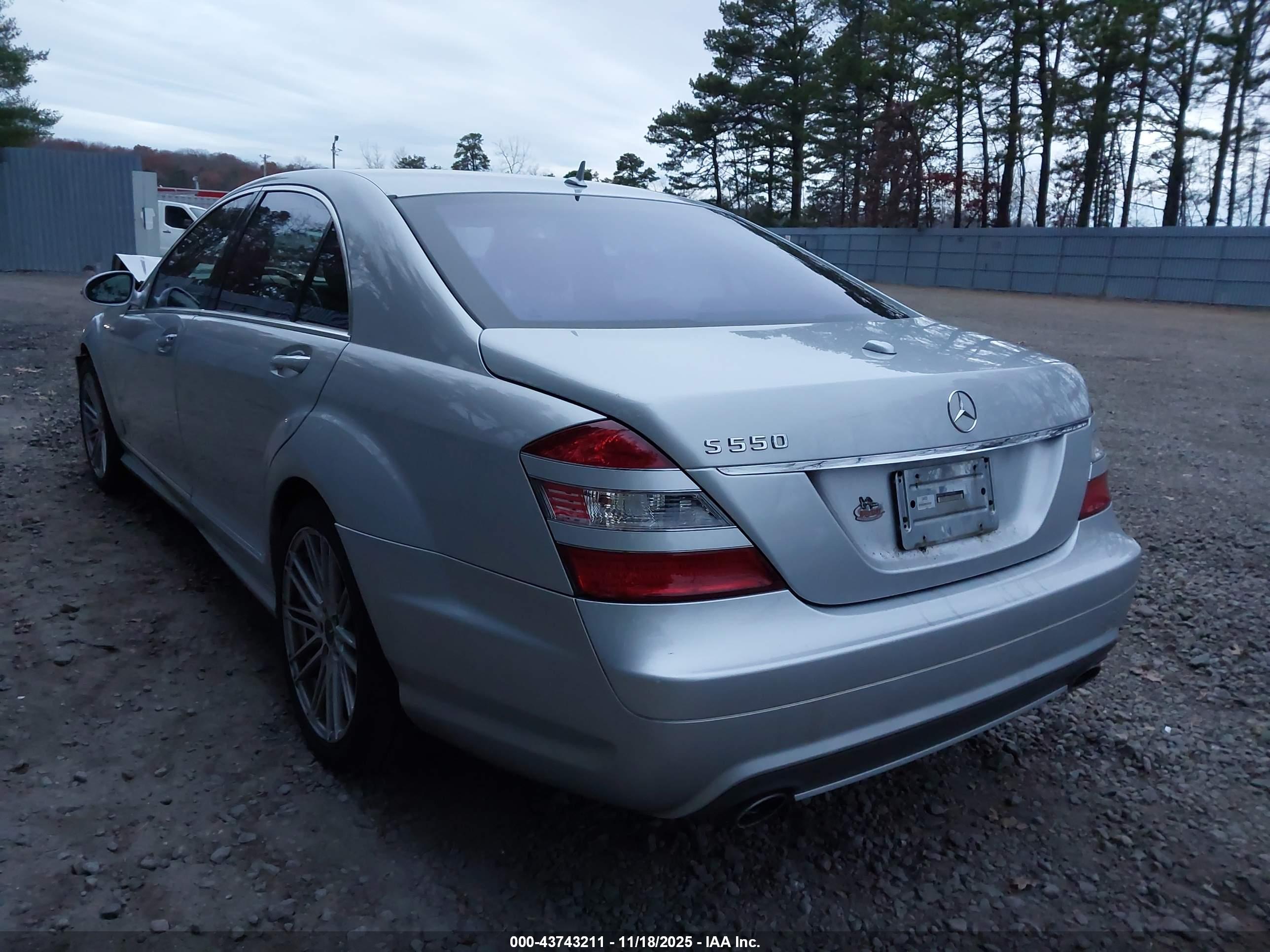 MERCEDES-BENZ S image 3