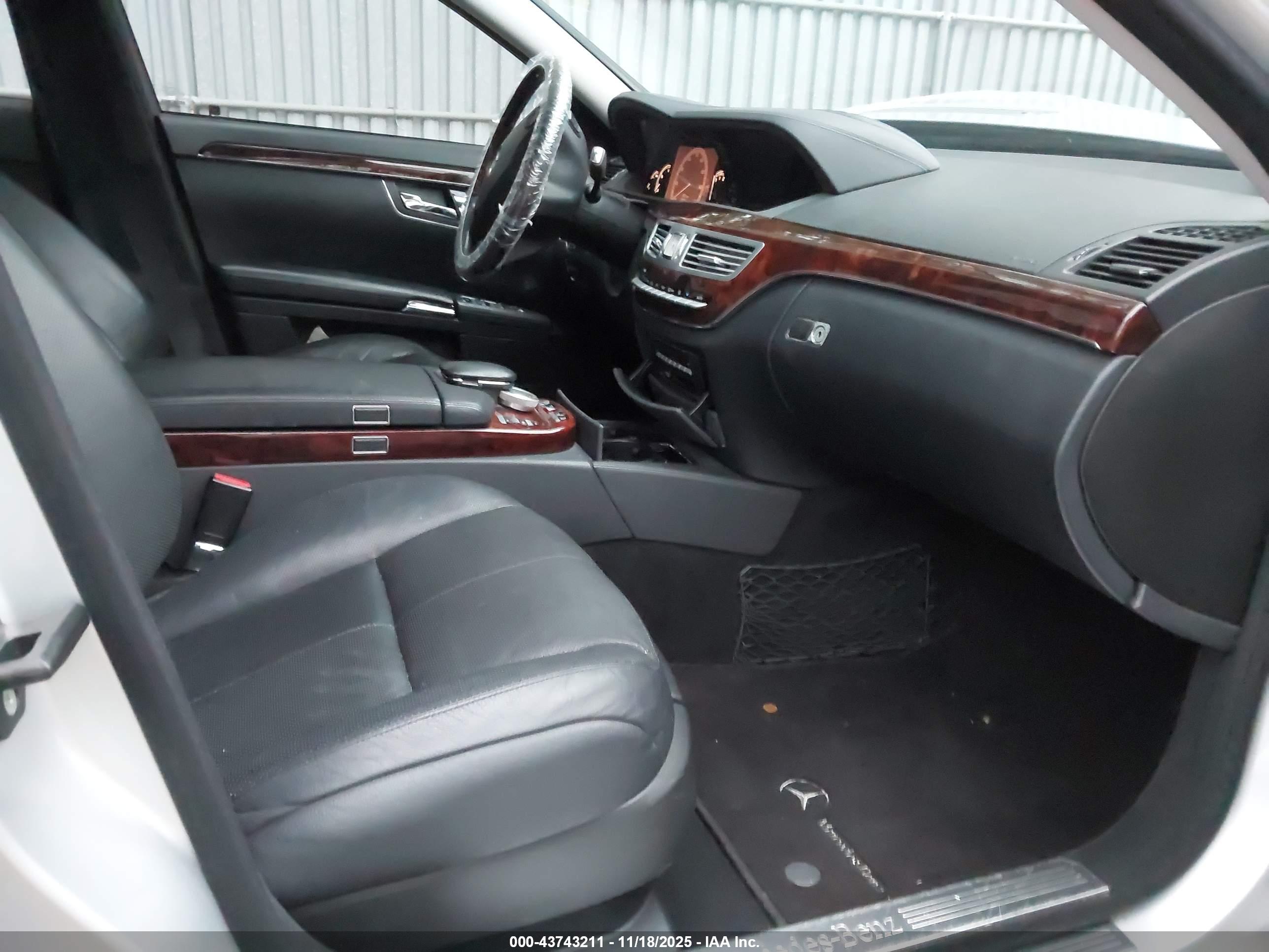 MERCEDES-BENZ S image 5