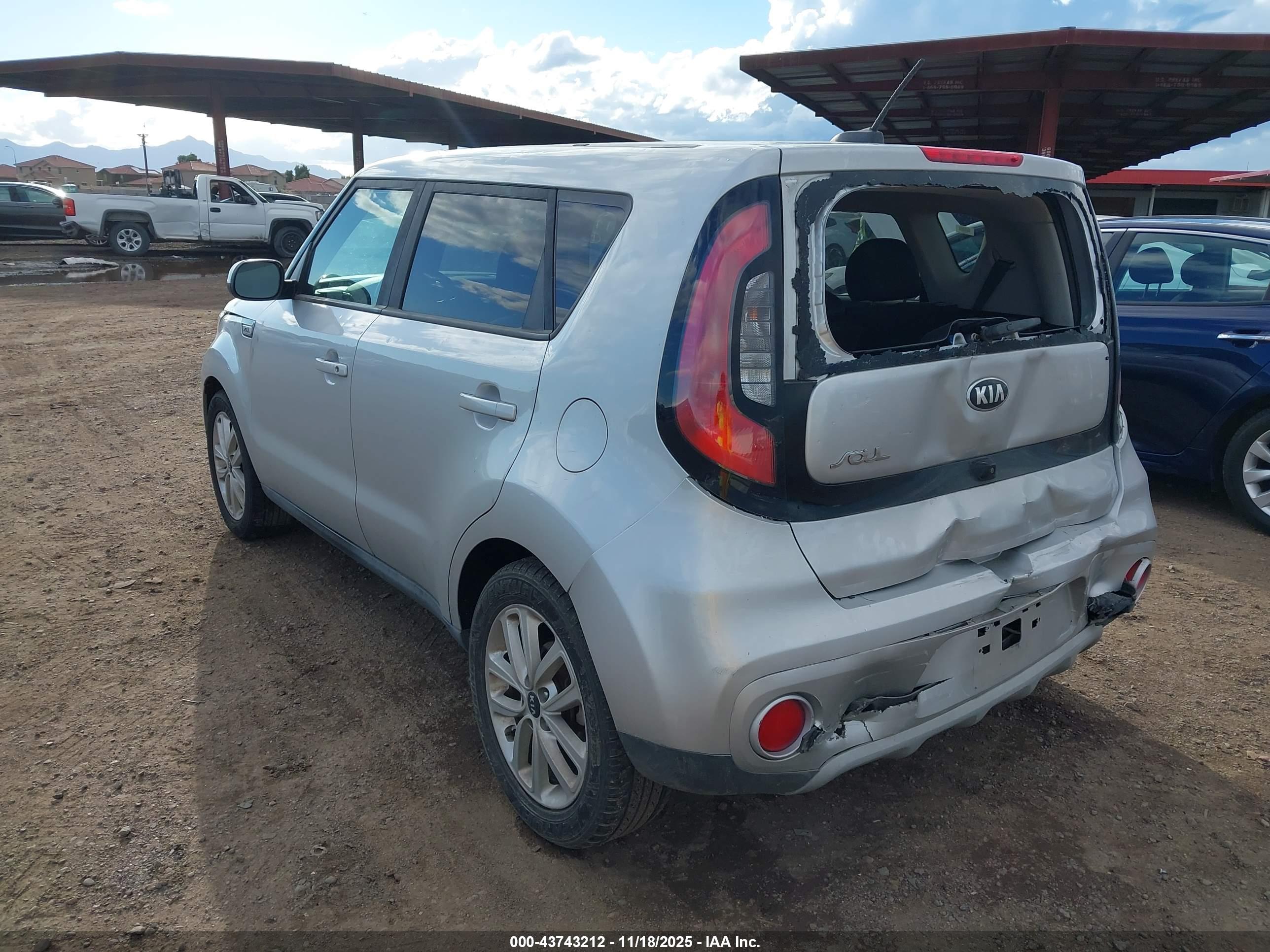 KIA SOUL image 3
