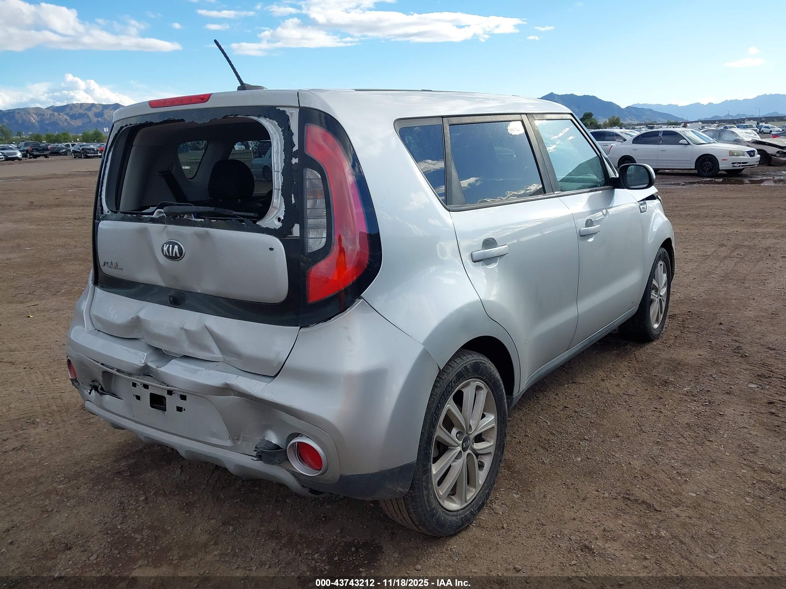 KIA SOUL image 4
