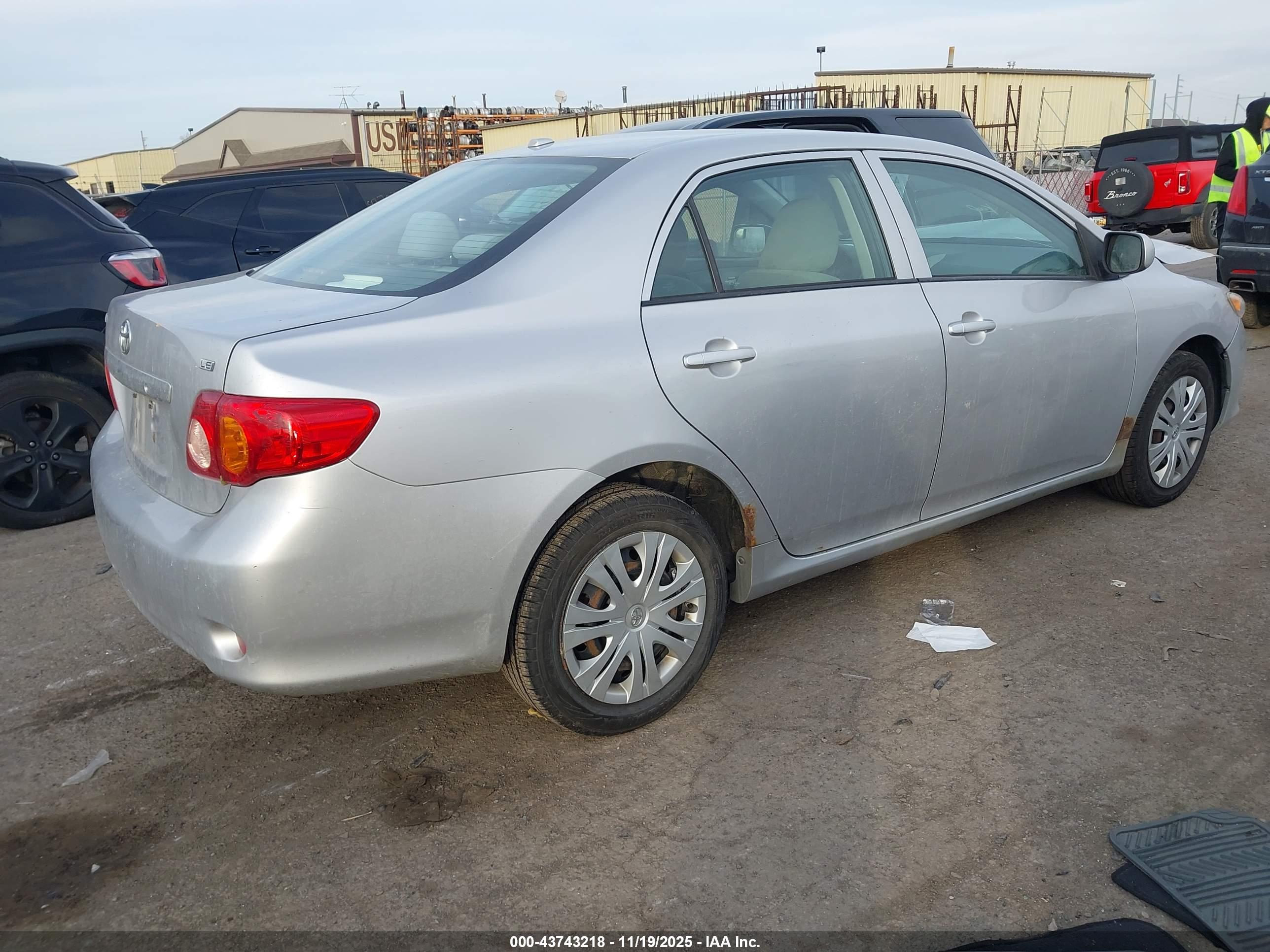 TOYOTA COROLLA image 4