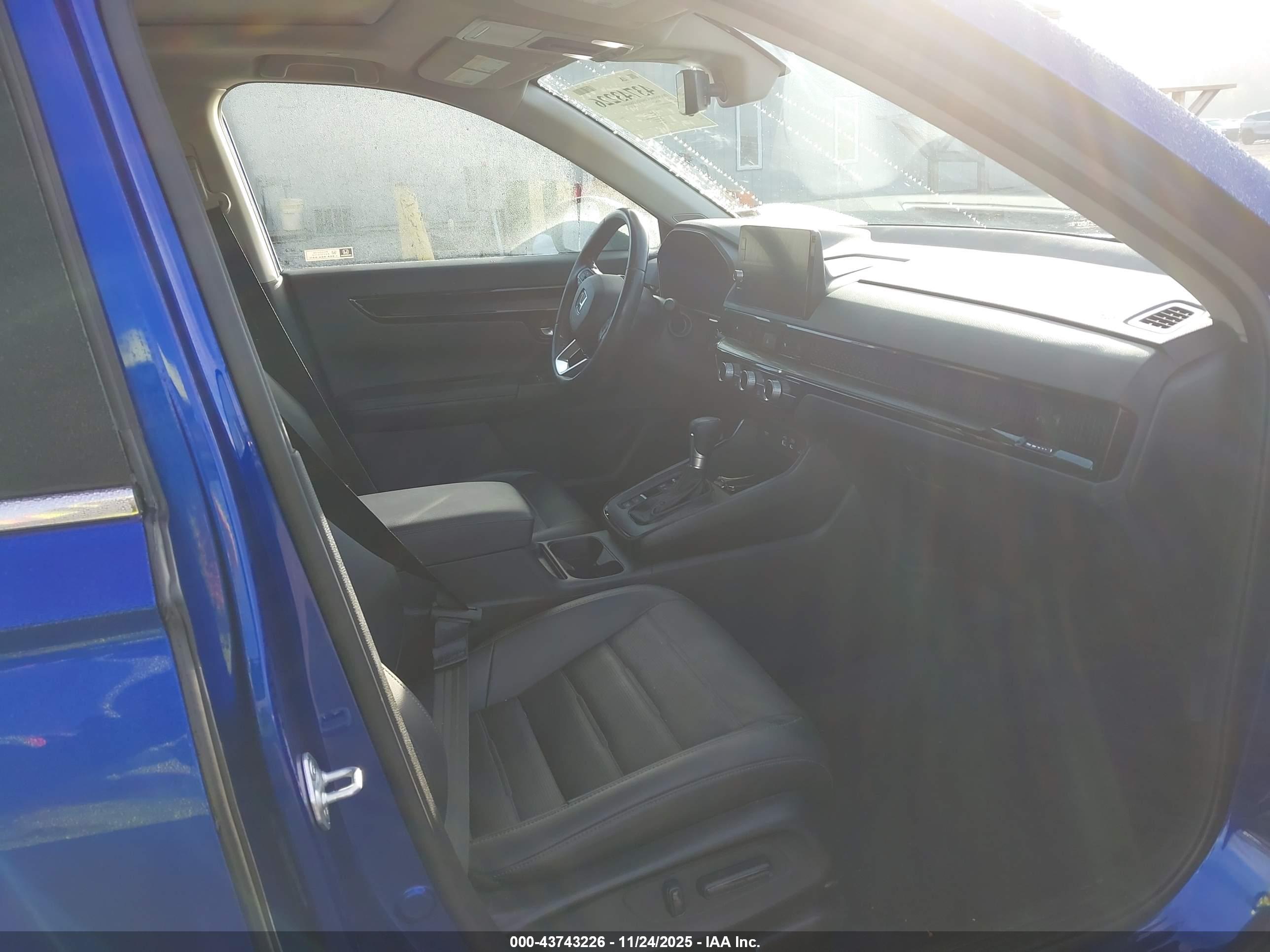 HONDA CR-V image 5