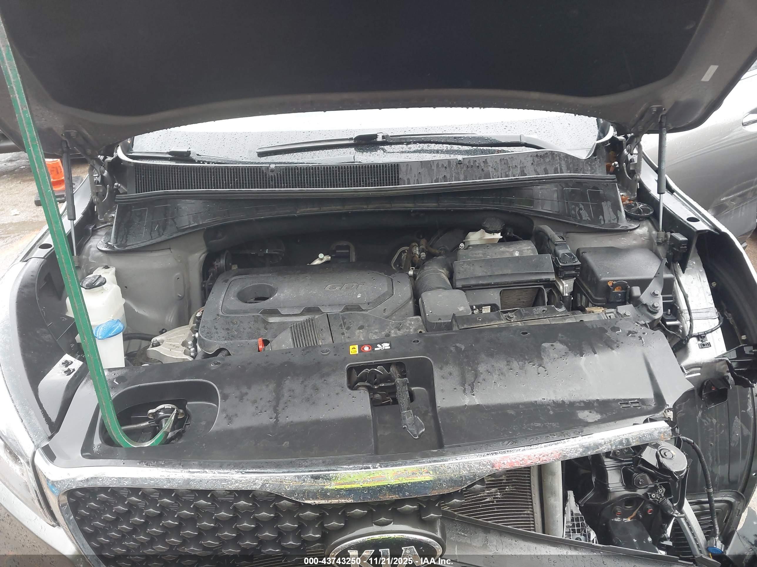 KIA SORENTO image 10