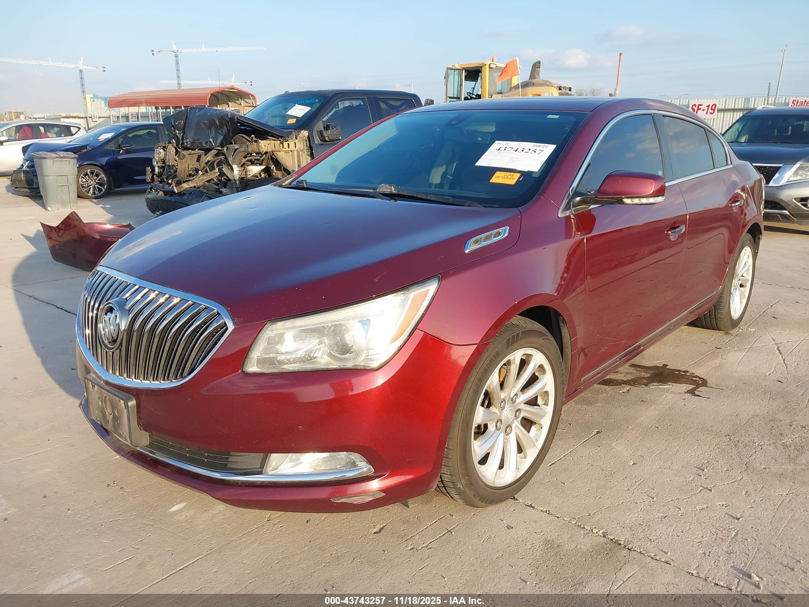 BUICK LACROSSE image 2