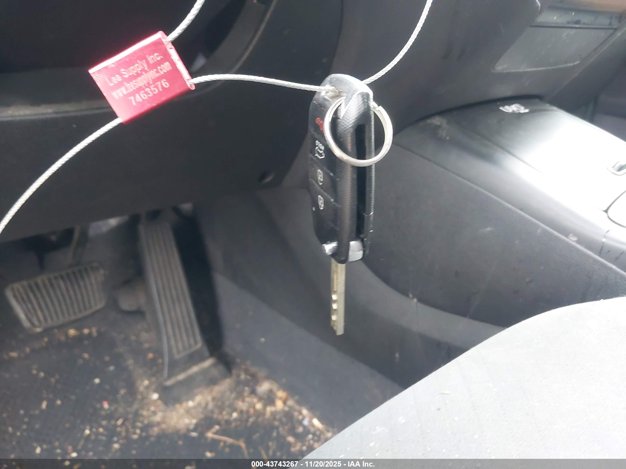 KIA SORENTO image 11