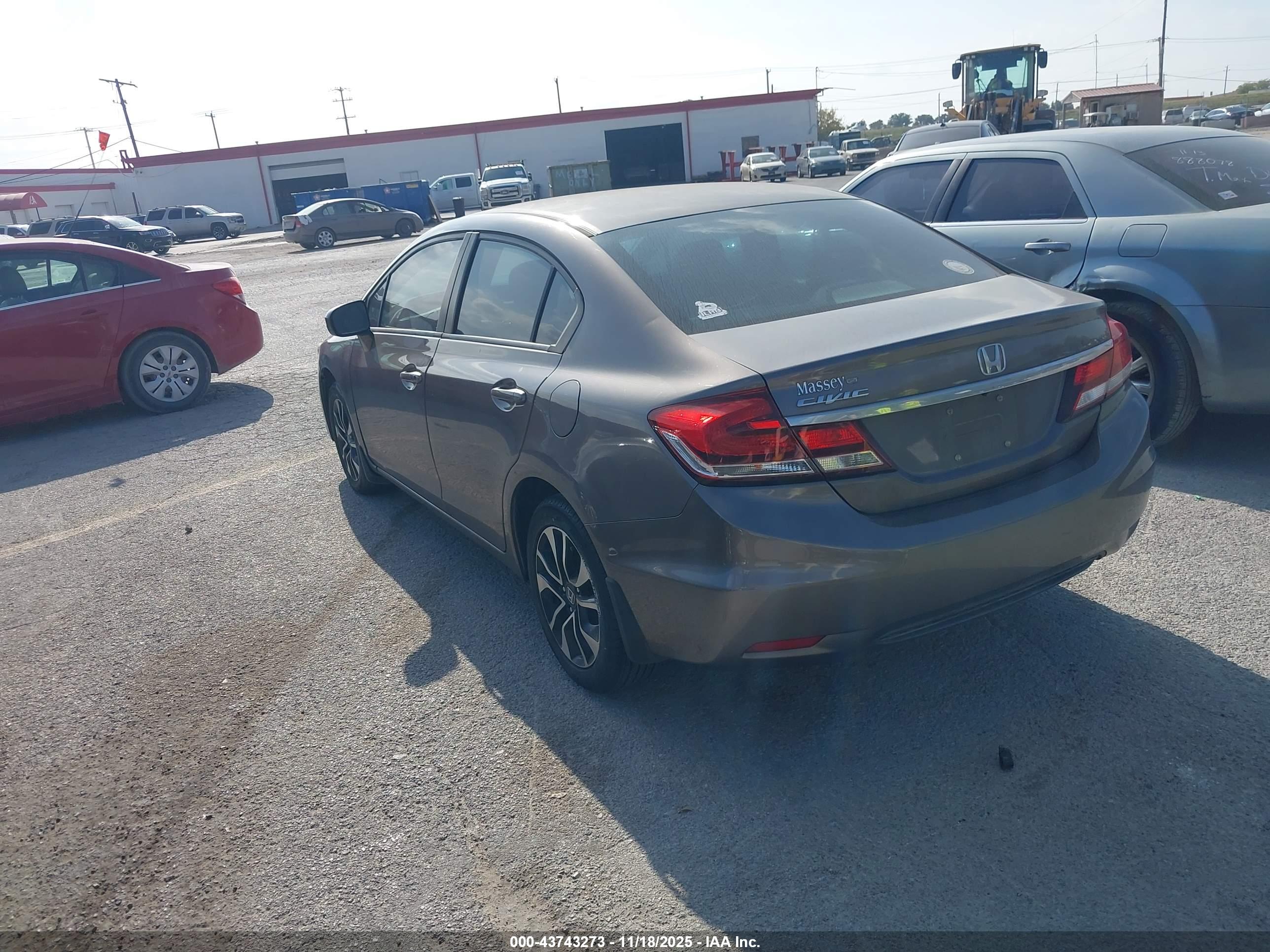 HONDA CIVIC image 3