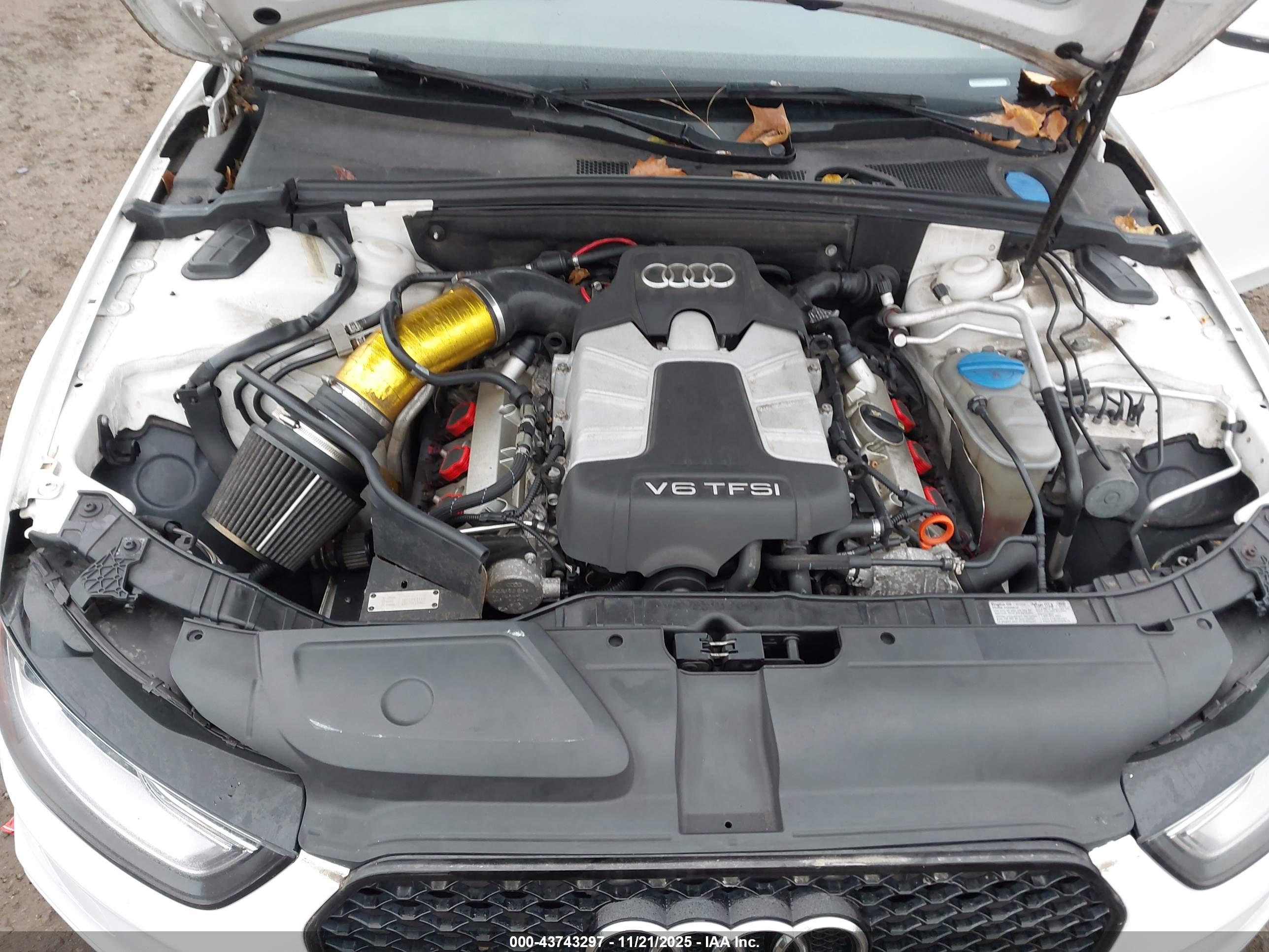 AUDI S4 image 10