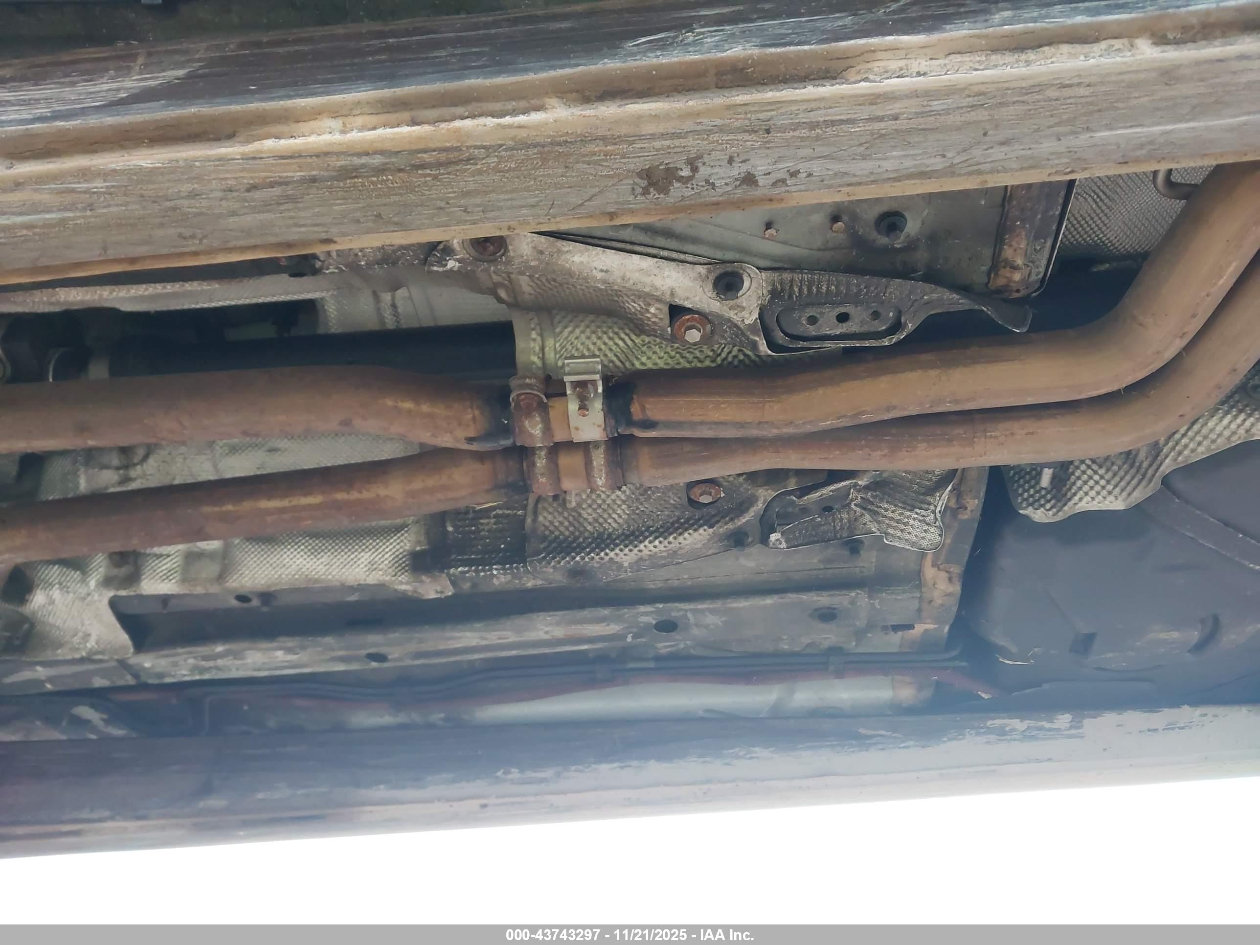 AUDI S4 image 6