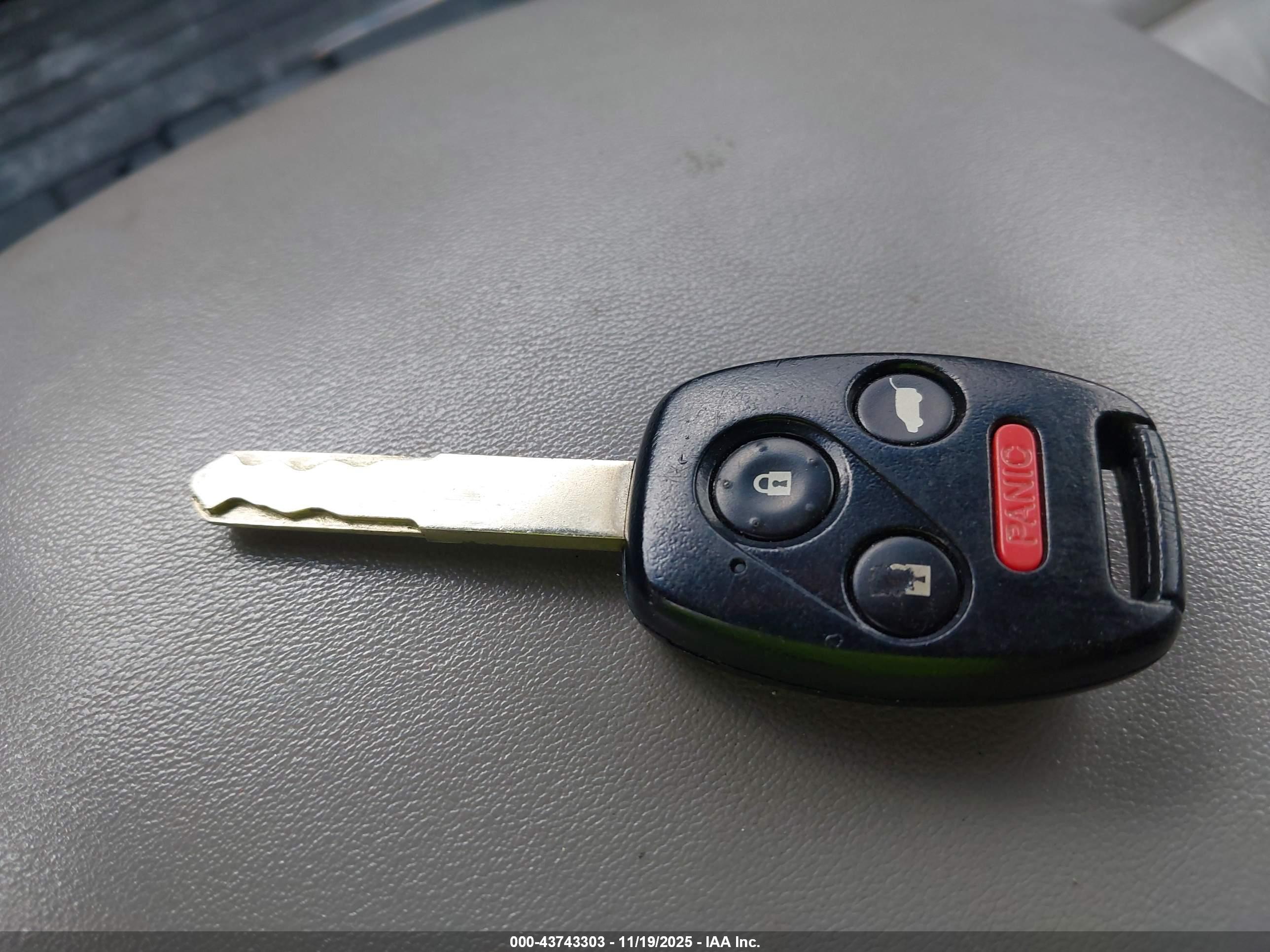 HONDA PILOT image 11