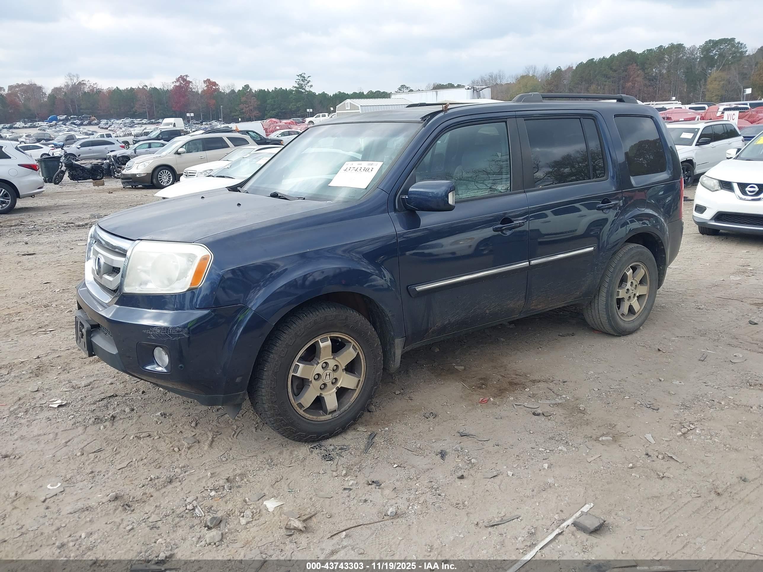 HONDA PILOT image 2