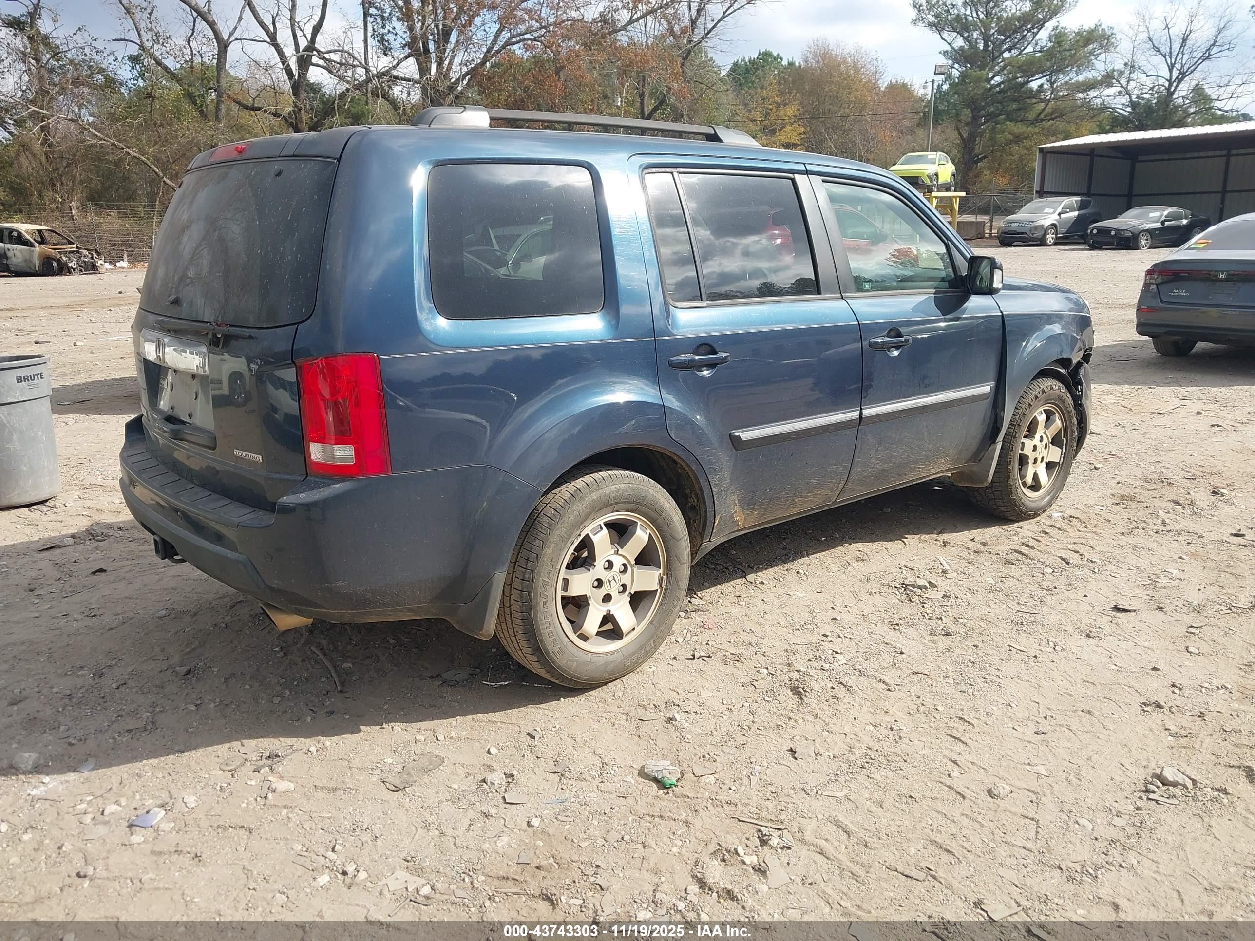 HONDA PILOT image 4