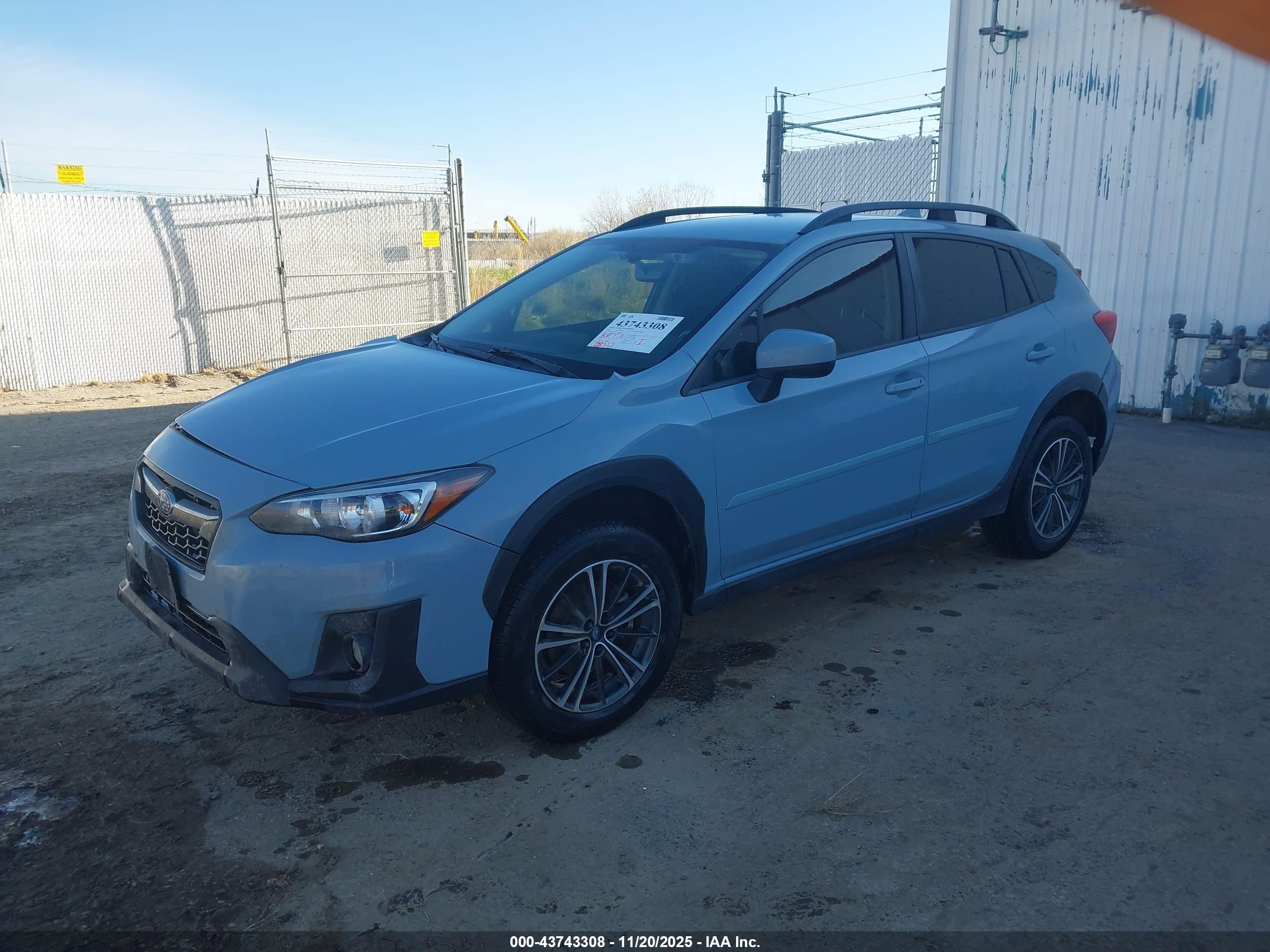 SUBARU CROSSTREK image 2