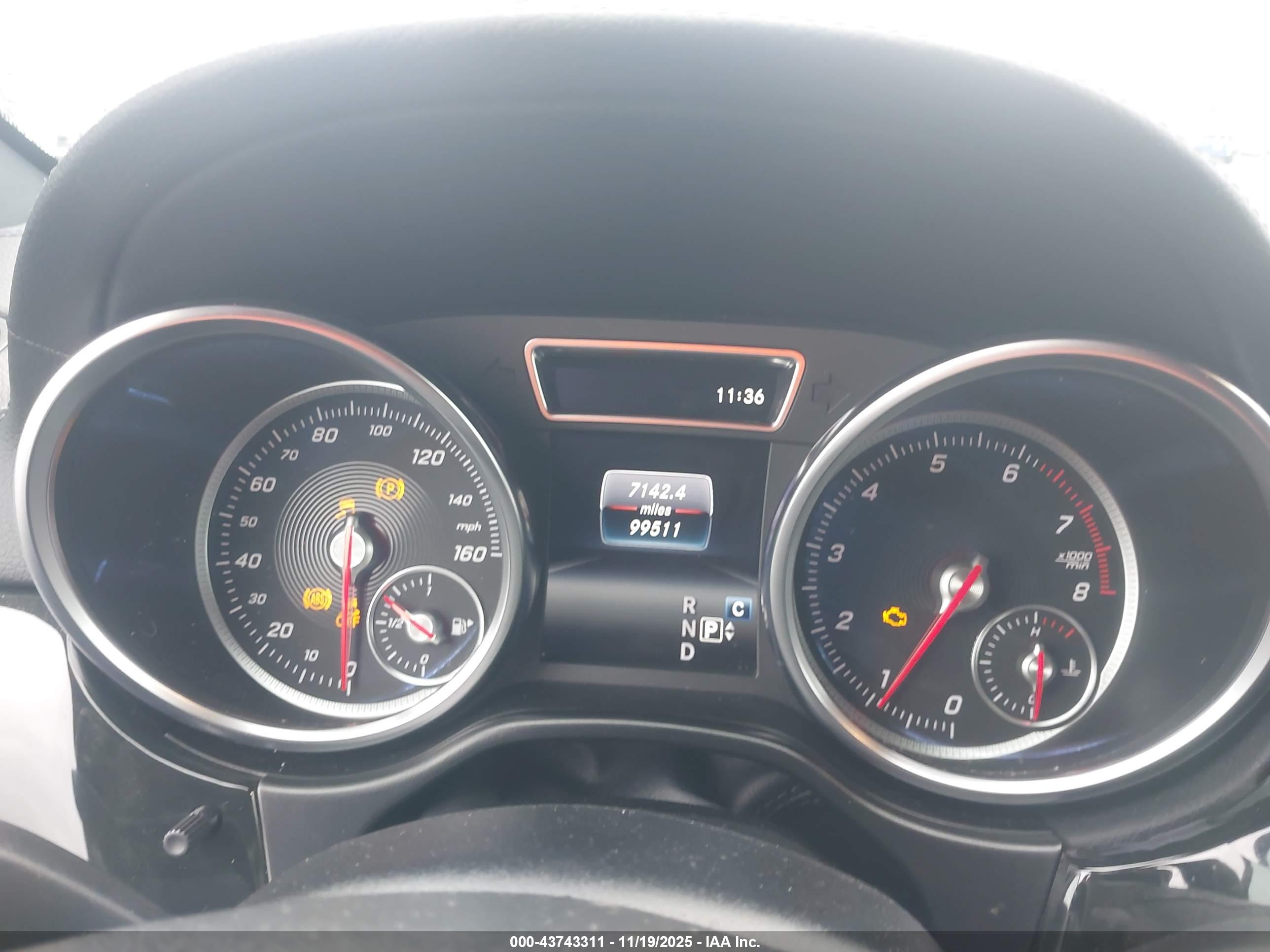 MERCEDES-BENZ GLS image 7