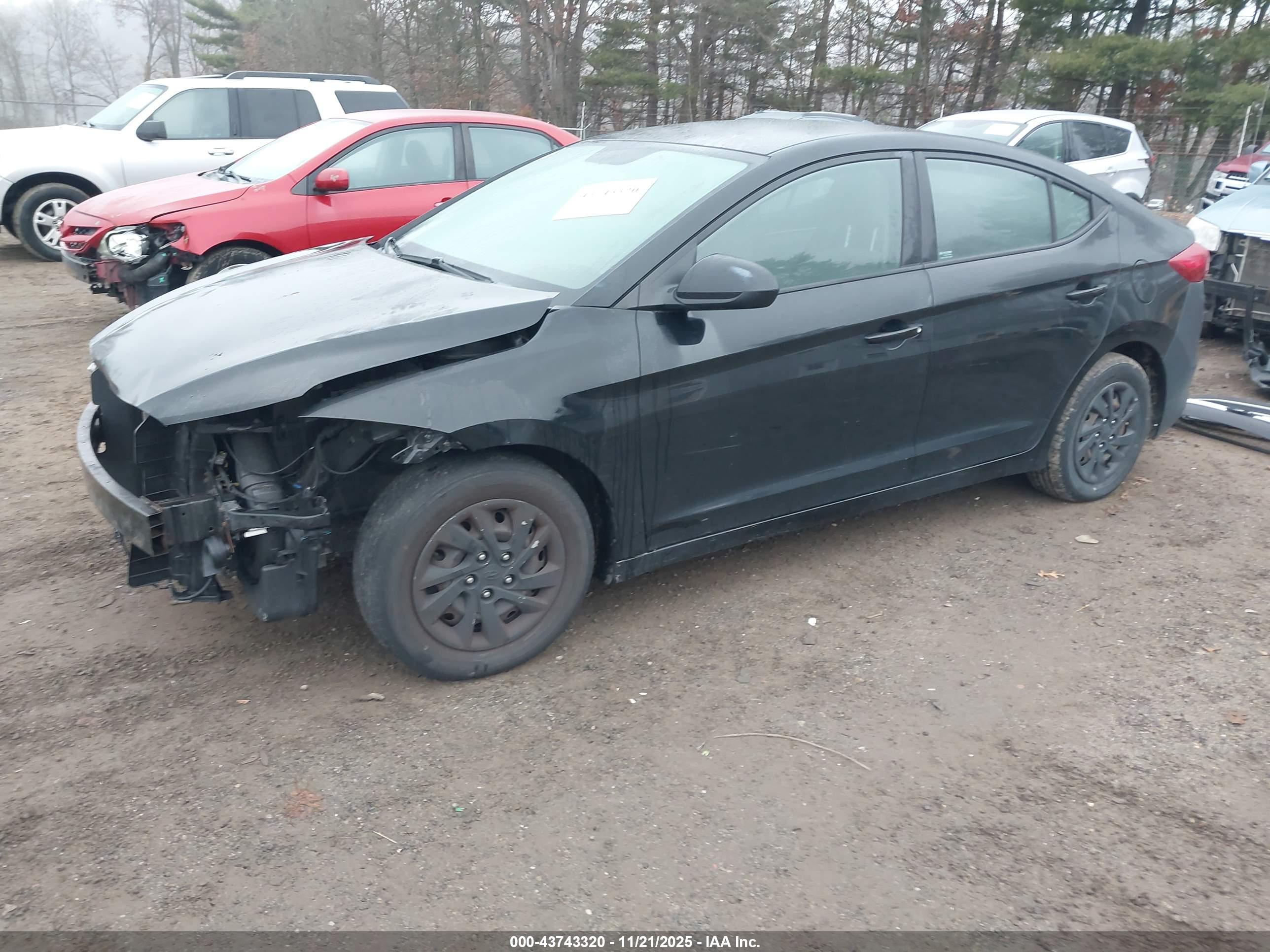 HYUNDAI ELANTRA image 2