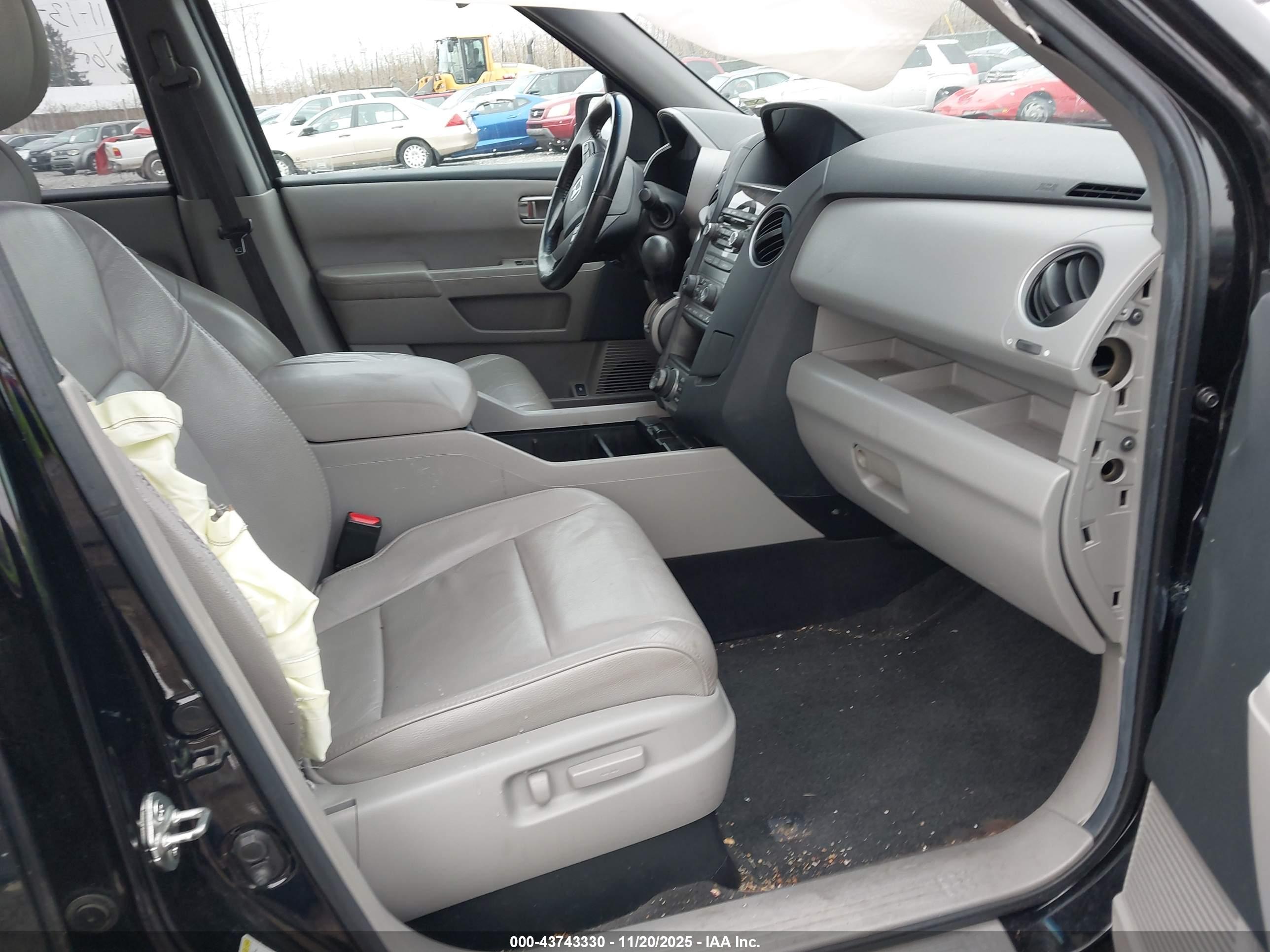 HONDA PILOT image 5