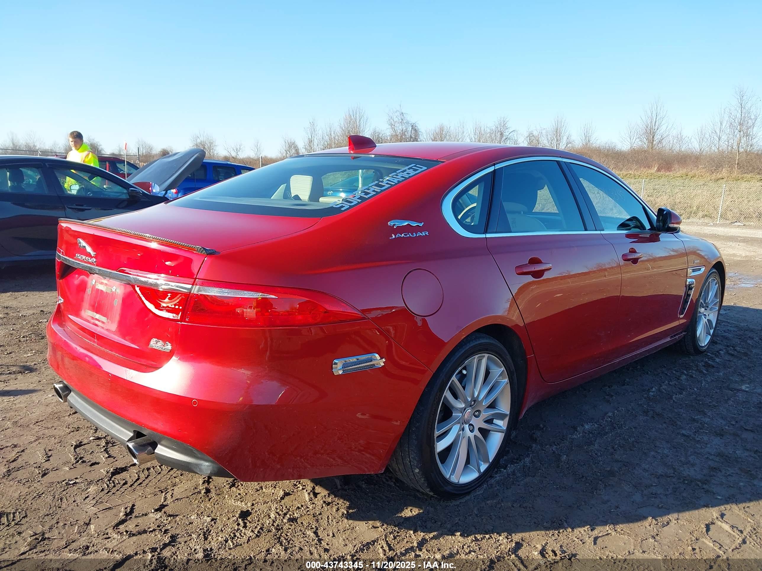 JAGUAR XF image 4