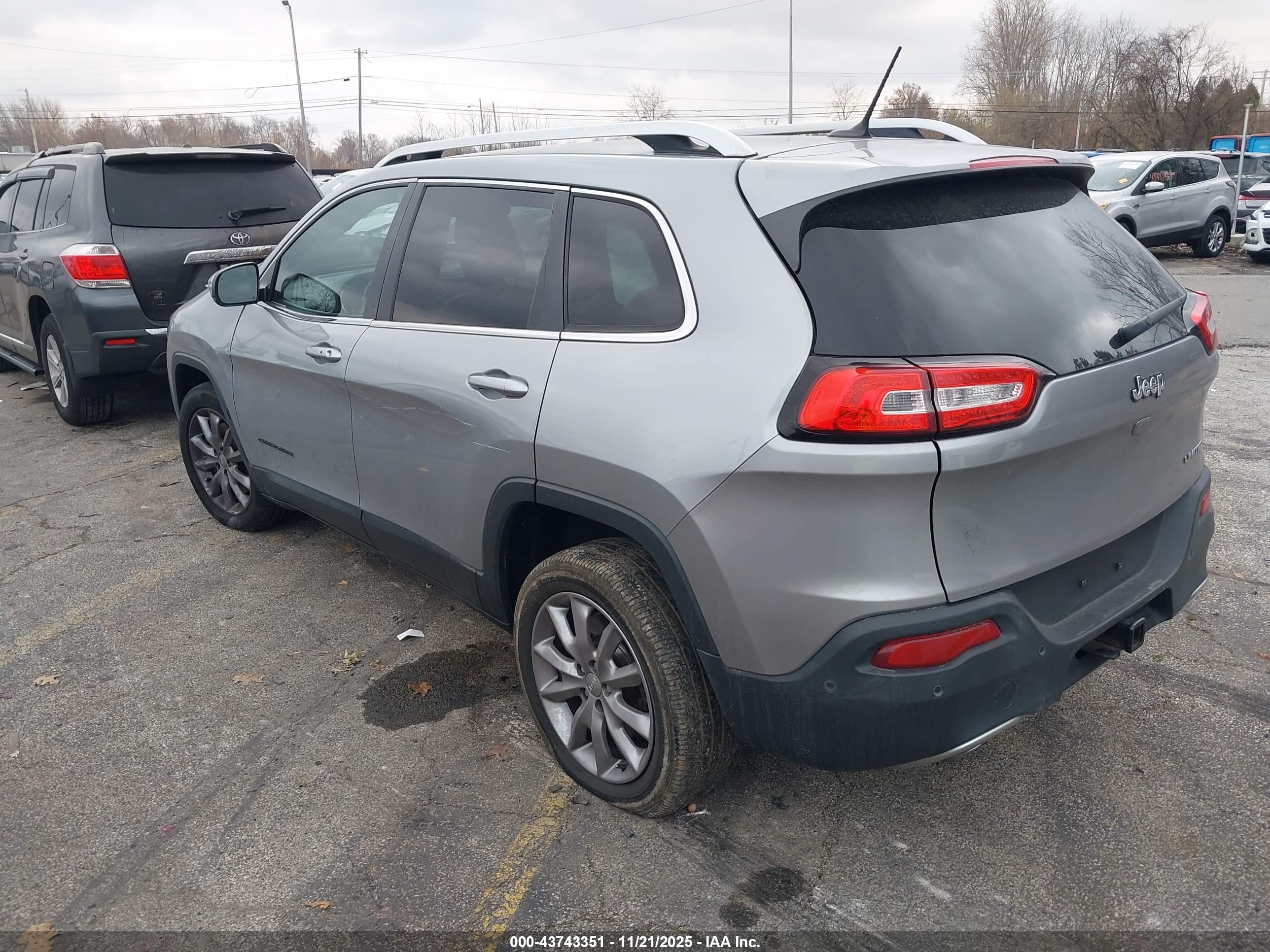 JEEP CHEROKEE image 3