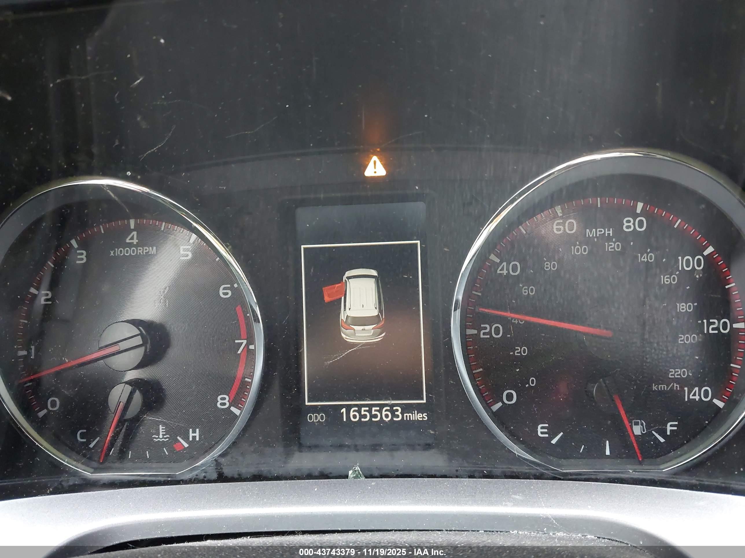 TOYOTA RAV4 image 7