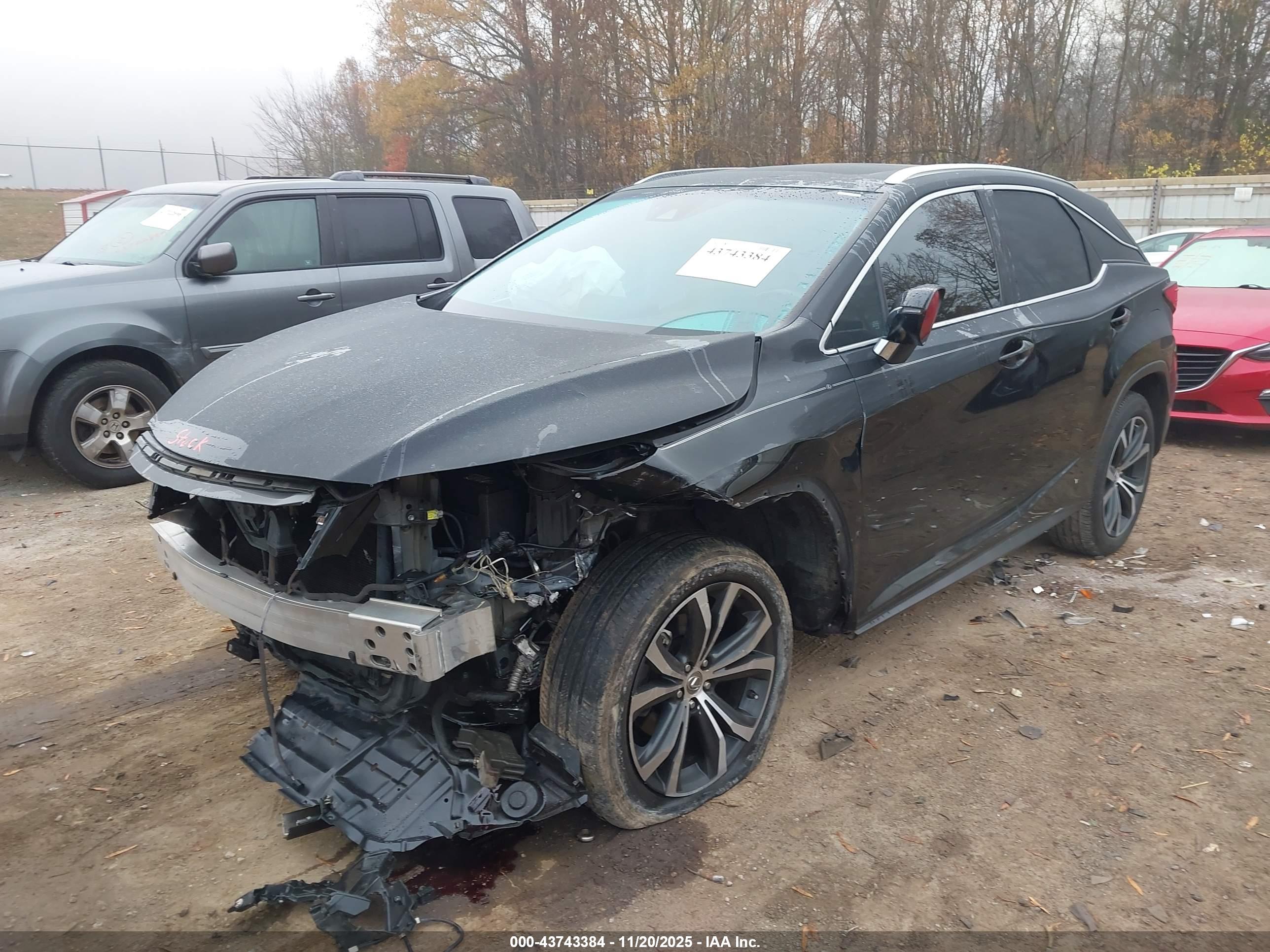 LEXUS RX image 2