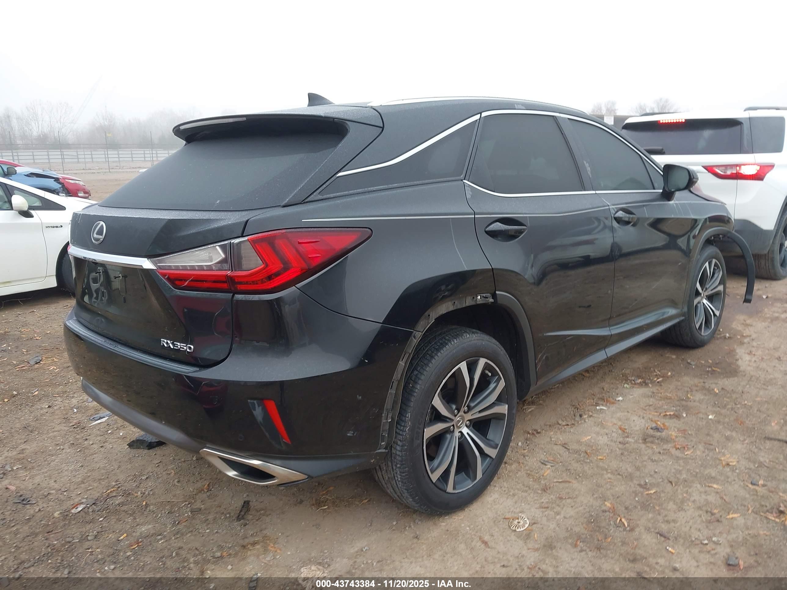 LEXUS RX image 4