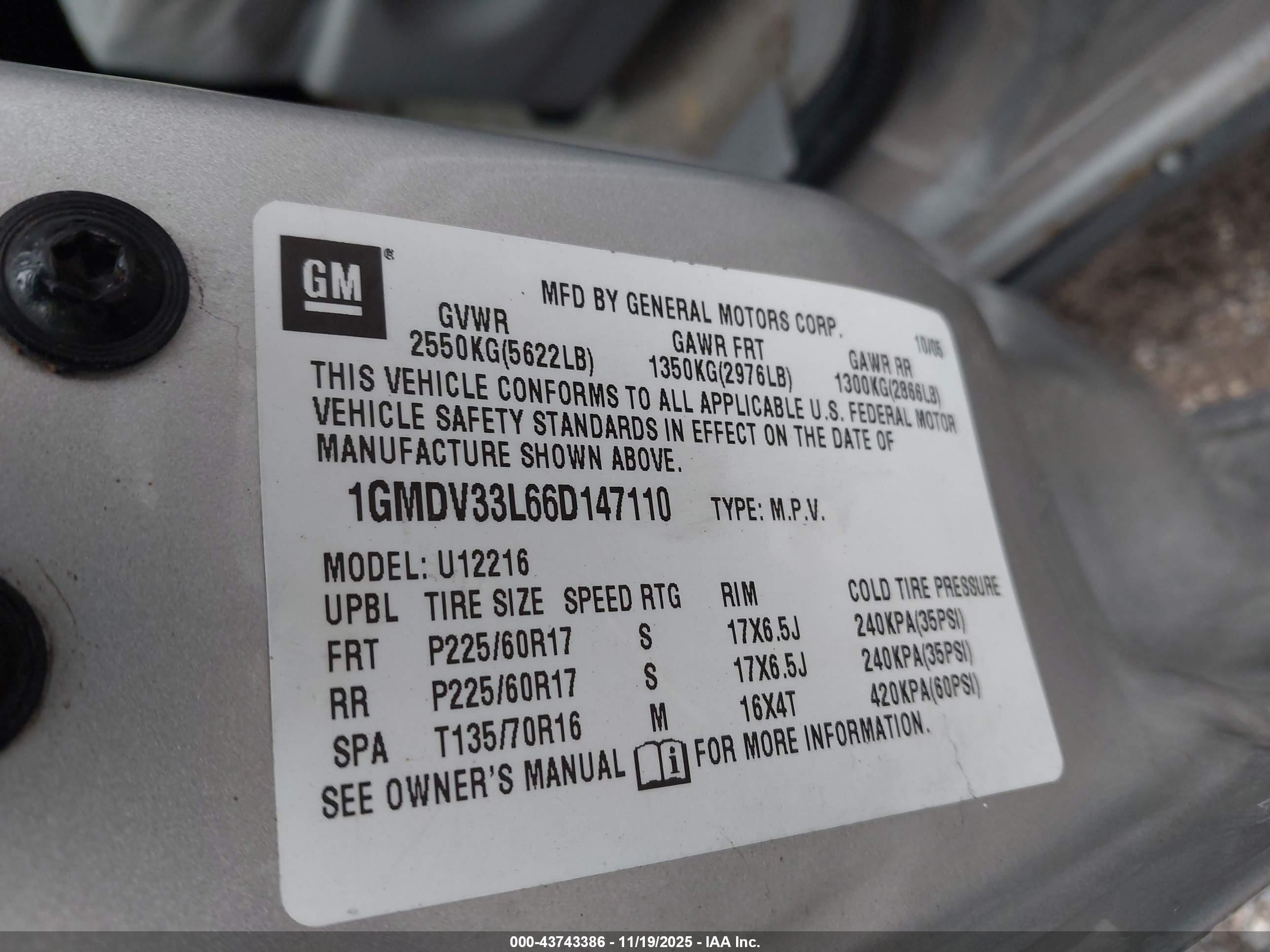 PONTIAC MONTANA image 9